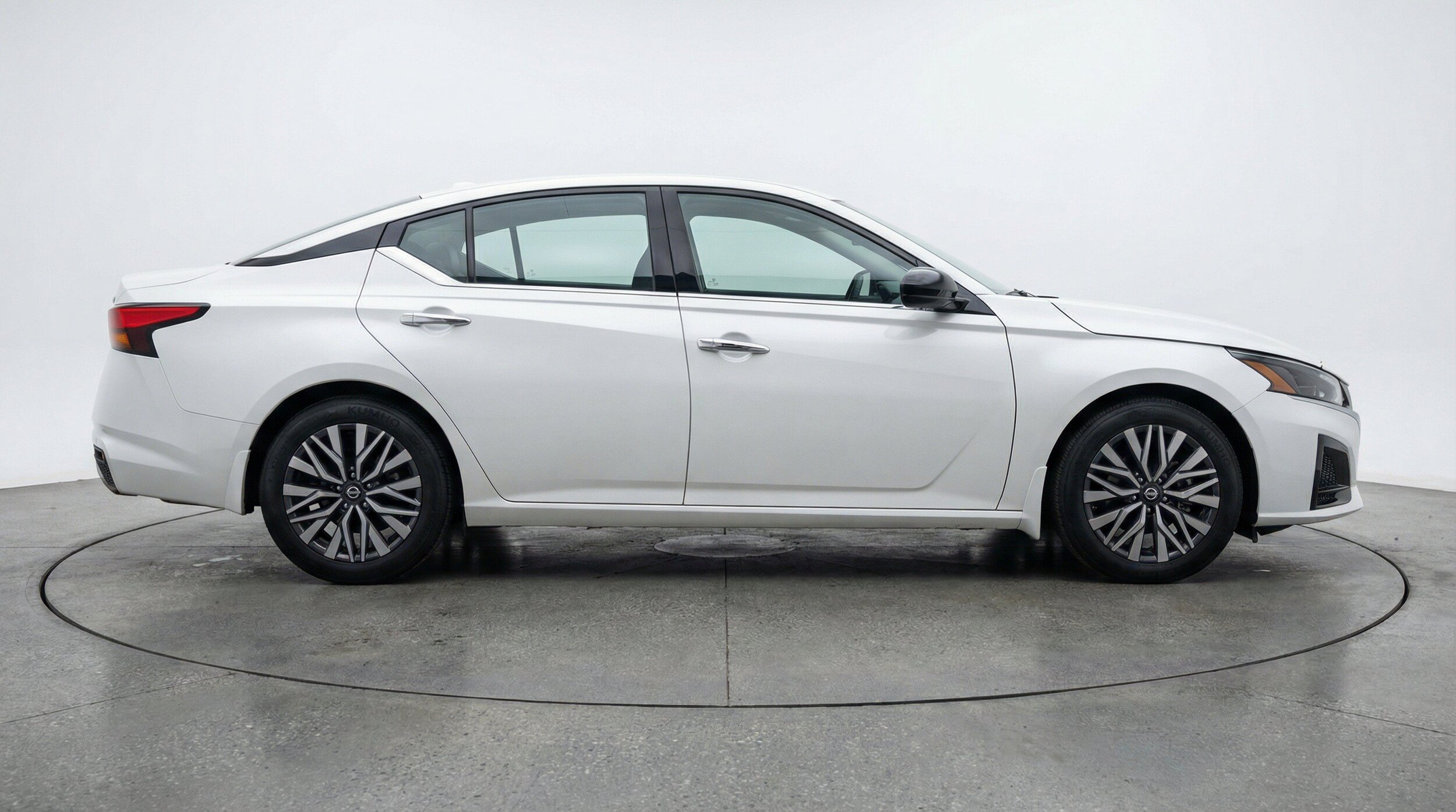 Thumbnail: 2025 Nissan Altima - 11