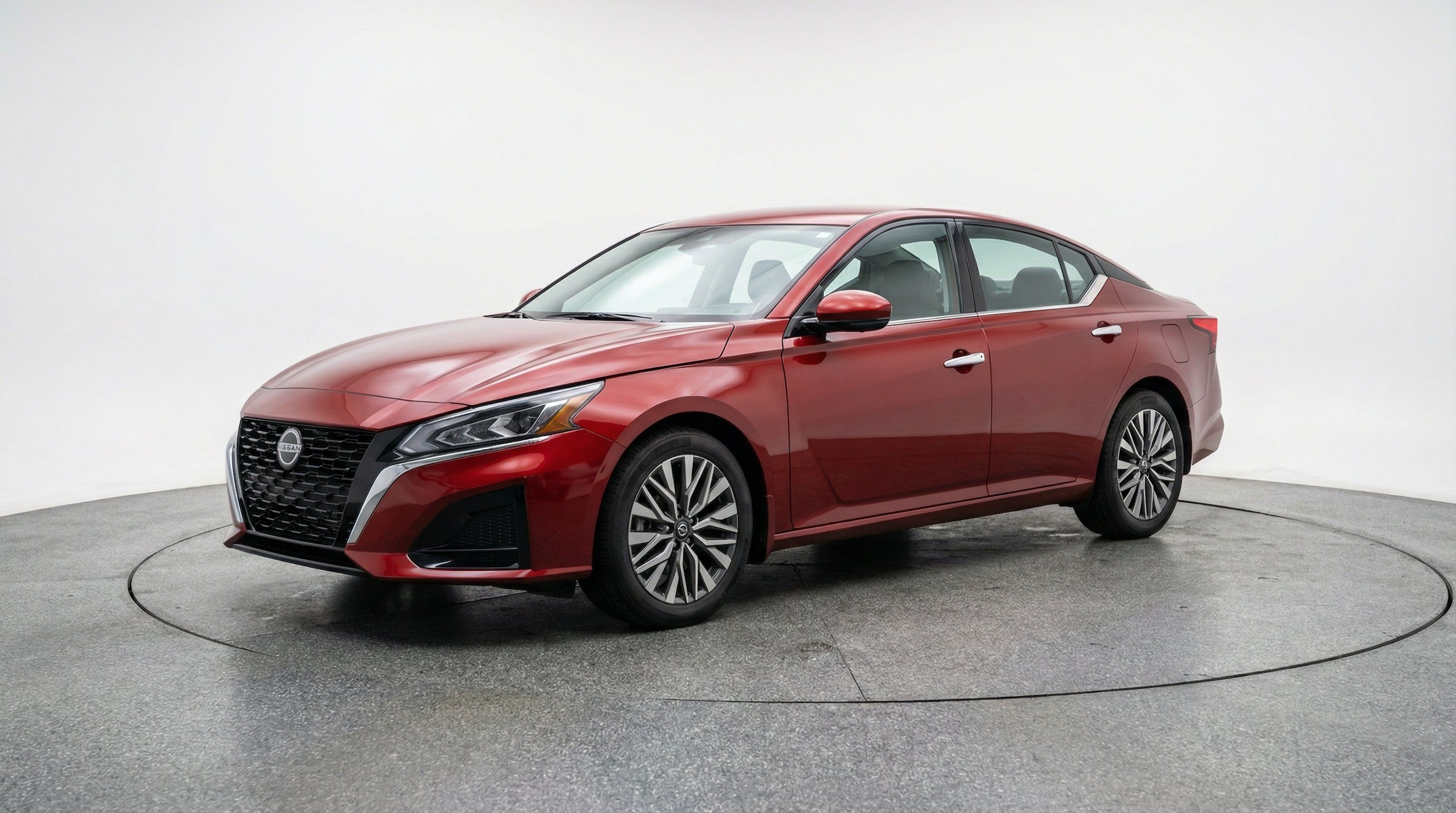 Thumbnail: 2025 Nissan Altima - 3