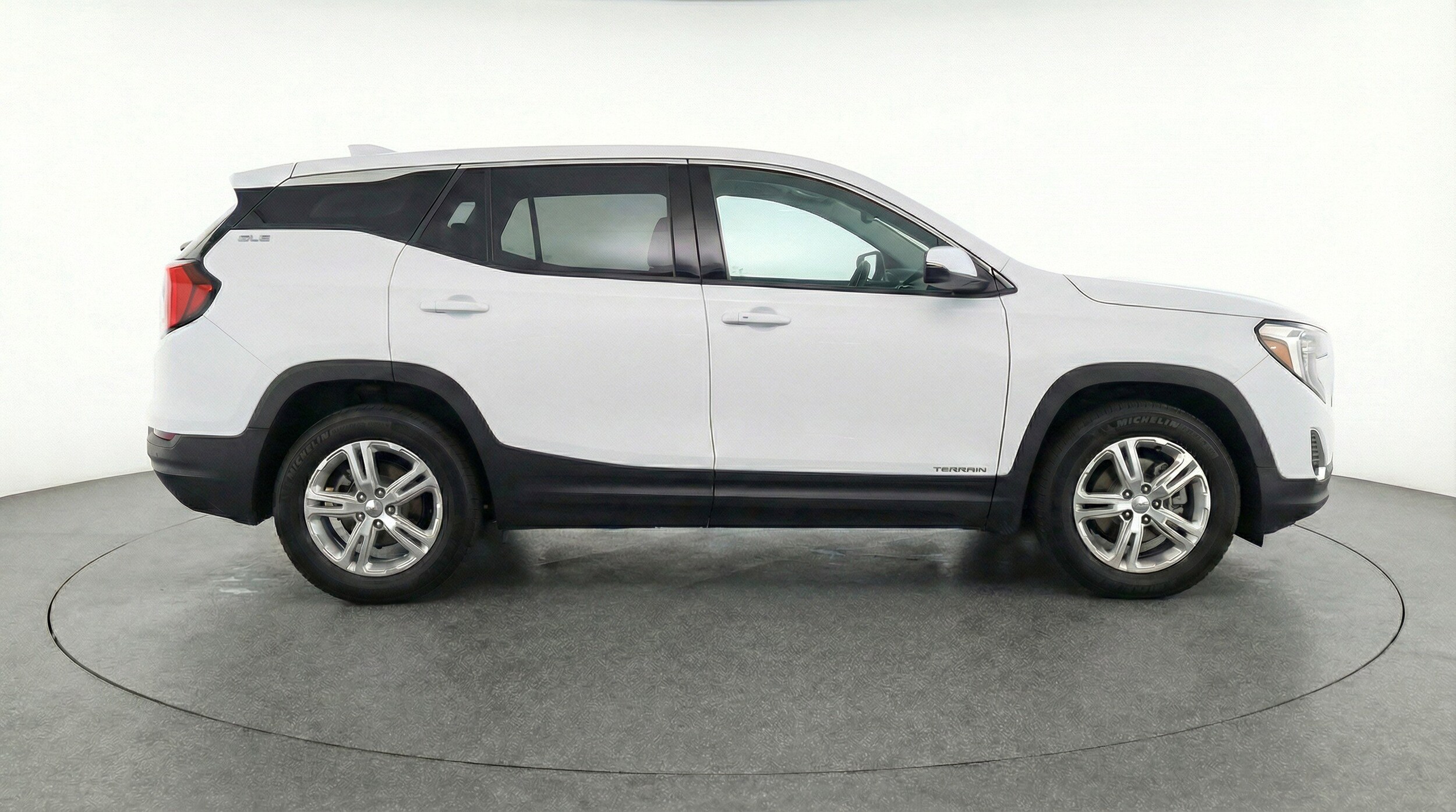 Thumbnail: 2024 GMC Terrain - 11