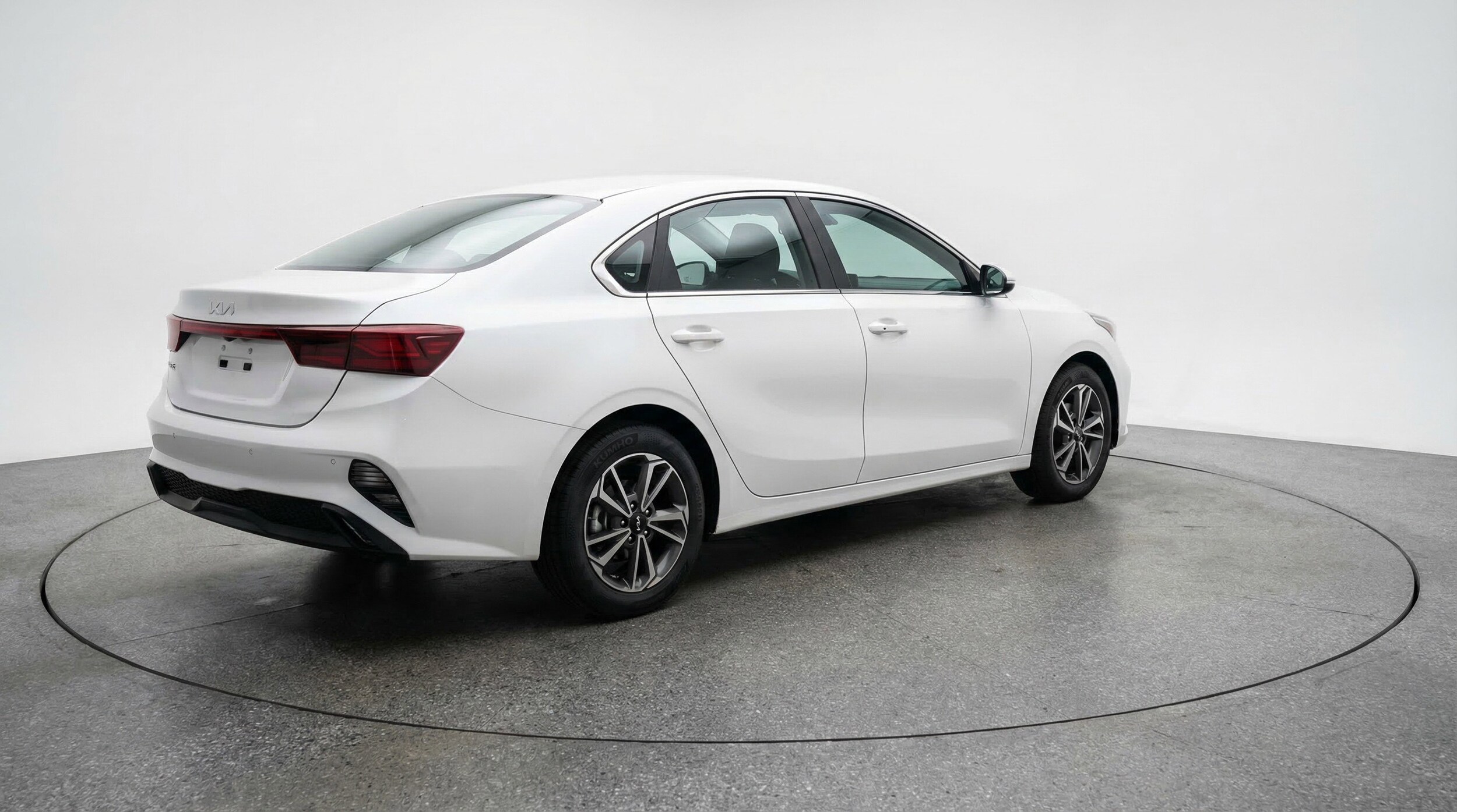 Thumbnail: 2024 Kia Forte - 9