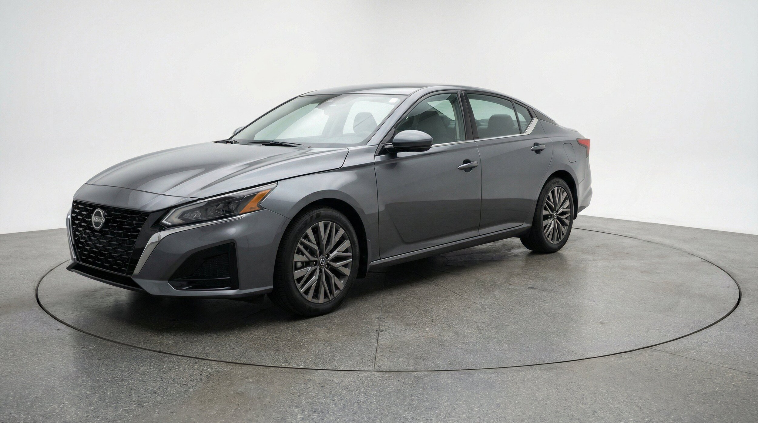 Thumbnail: 2025 Nissan Altima - 3