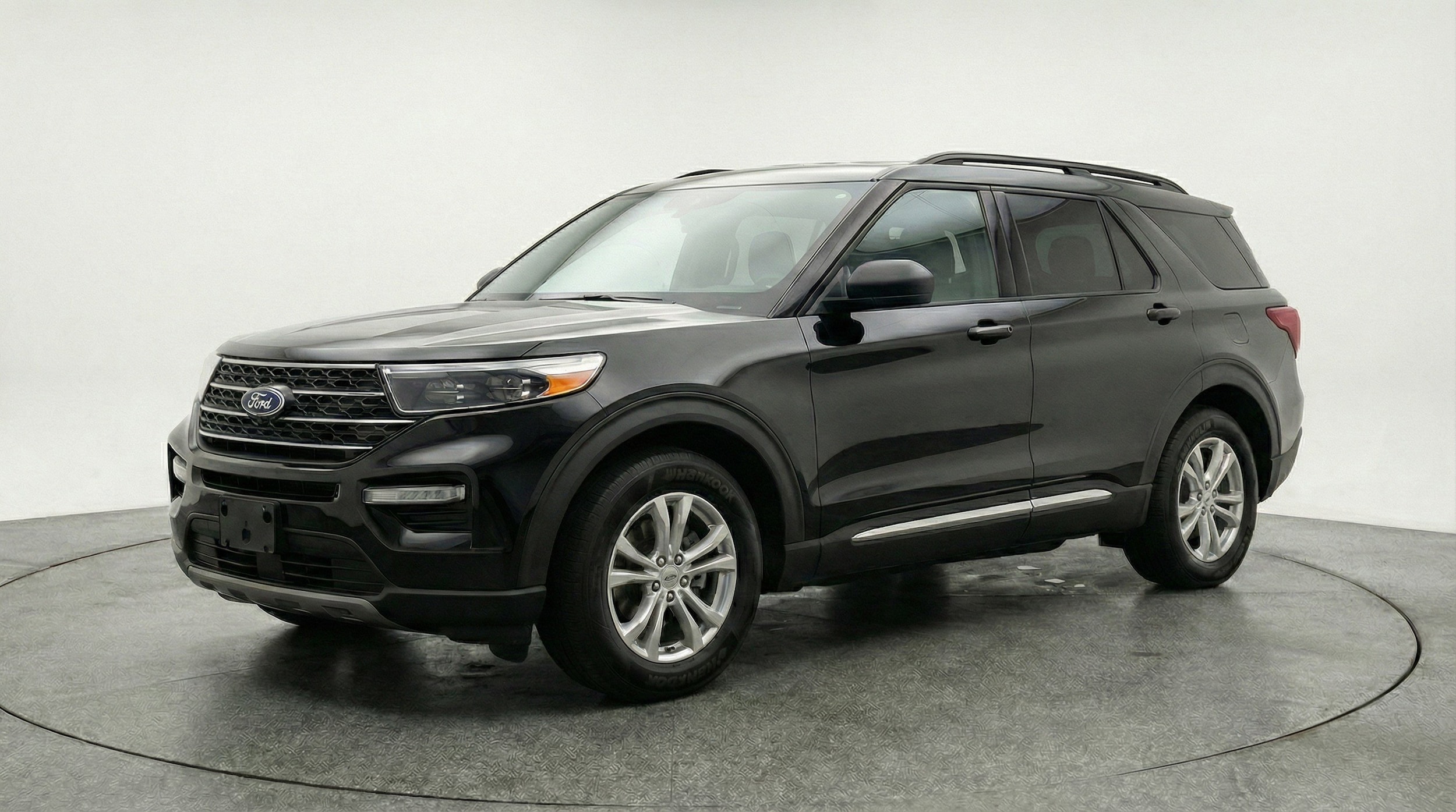 Thumbnail: 2024 Ford Explorer - 3