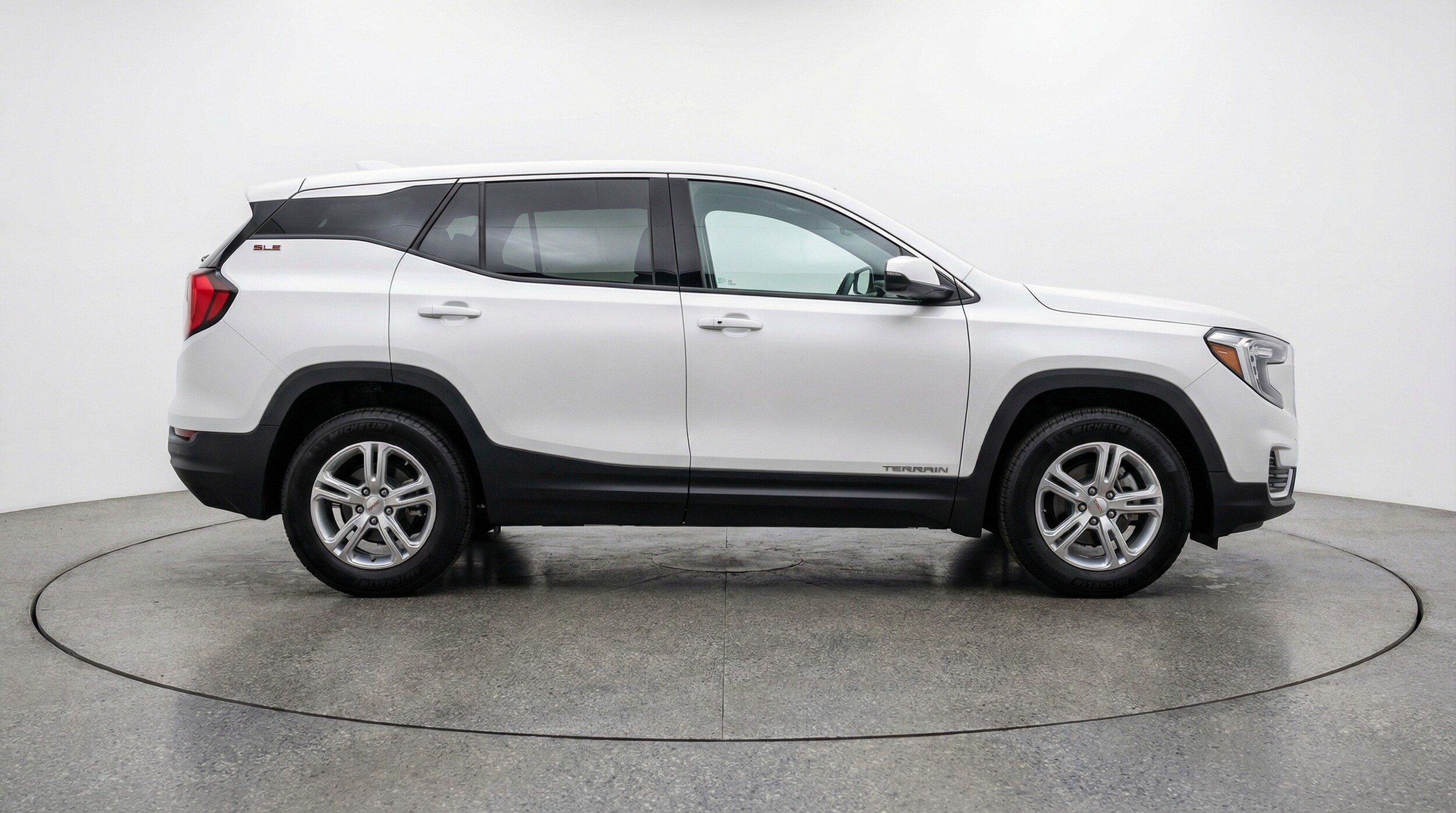 Thumbnail: 2024 GMC Terrain - 8