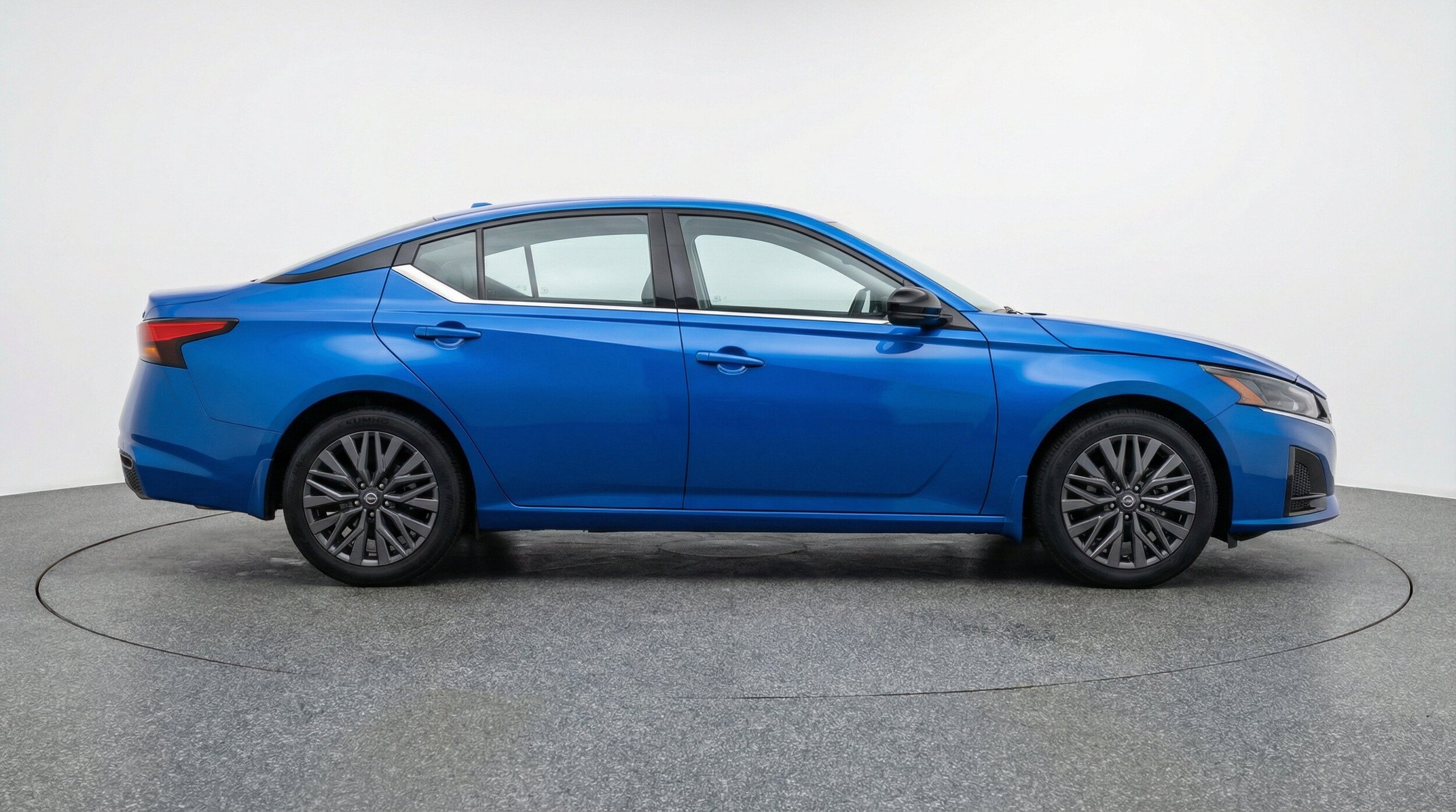 Thumbnail: 2025 Nissan Altima - 11