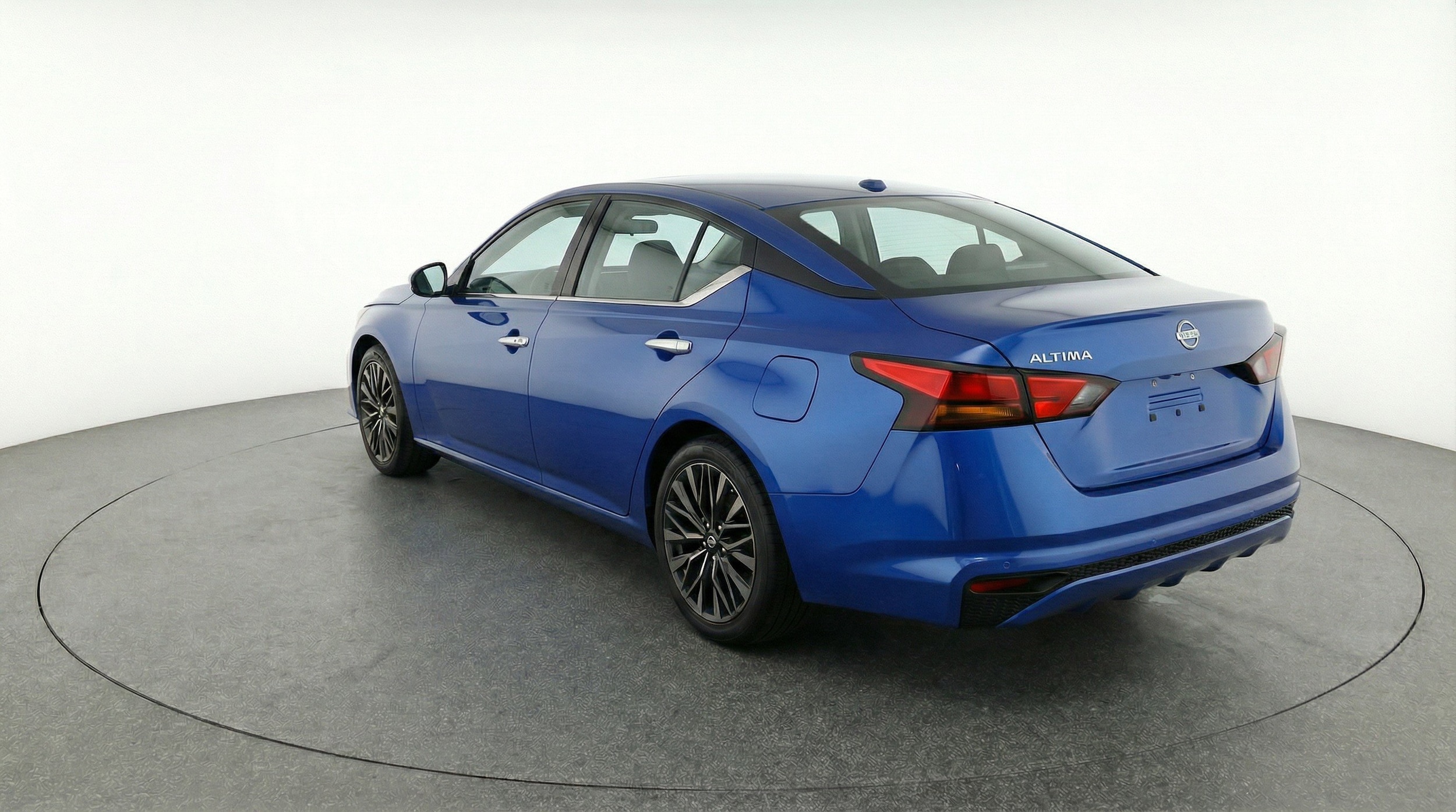 Thumbnail: 2025 Nissan Altima - 6