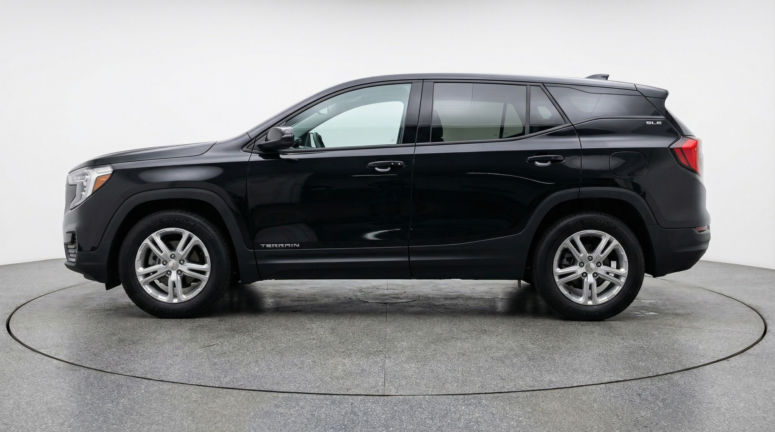 Thumbnail: 2024 GMC Terrain - 4