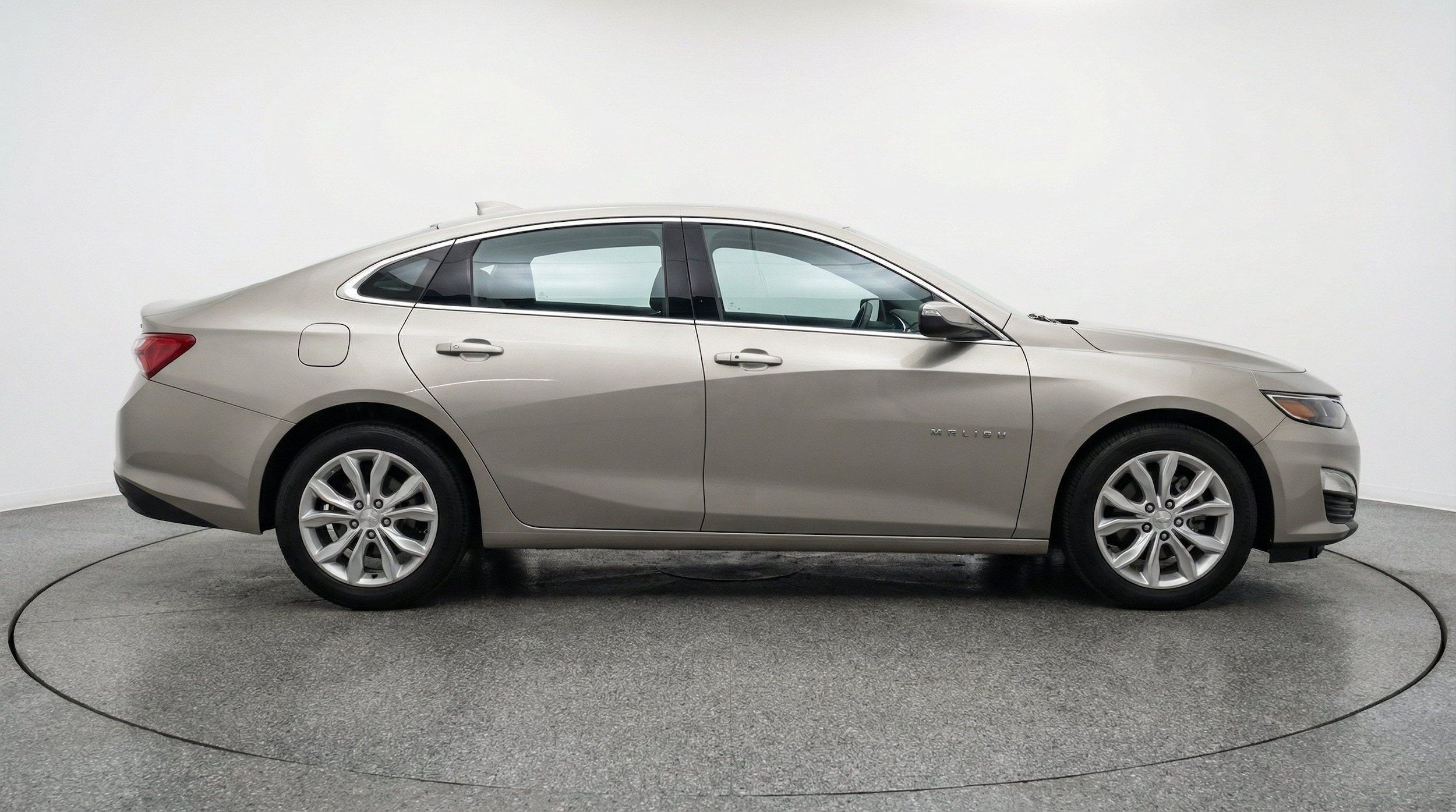 Thumbnail: 2024 Chevrolet Malibu - 11