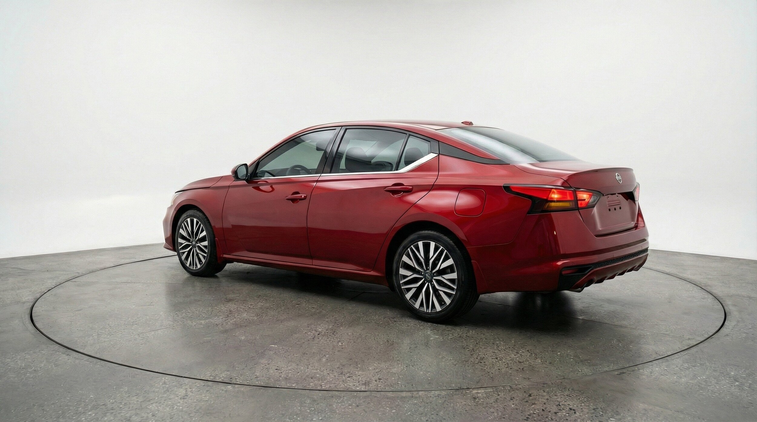 Thumbnail: 2025 Nissan Altima - 6
