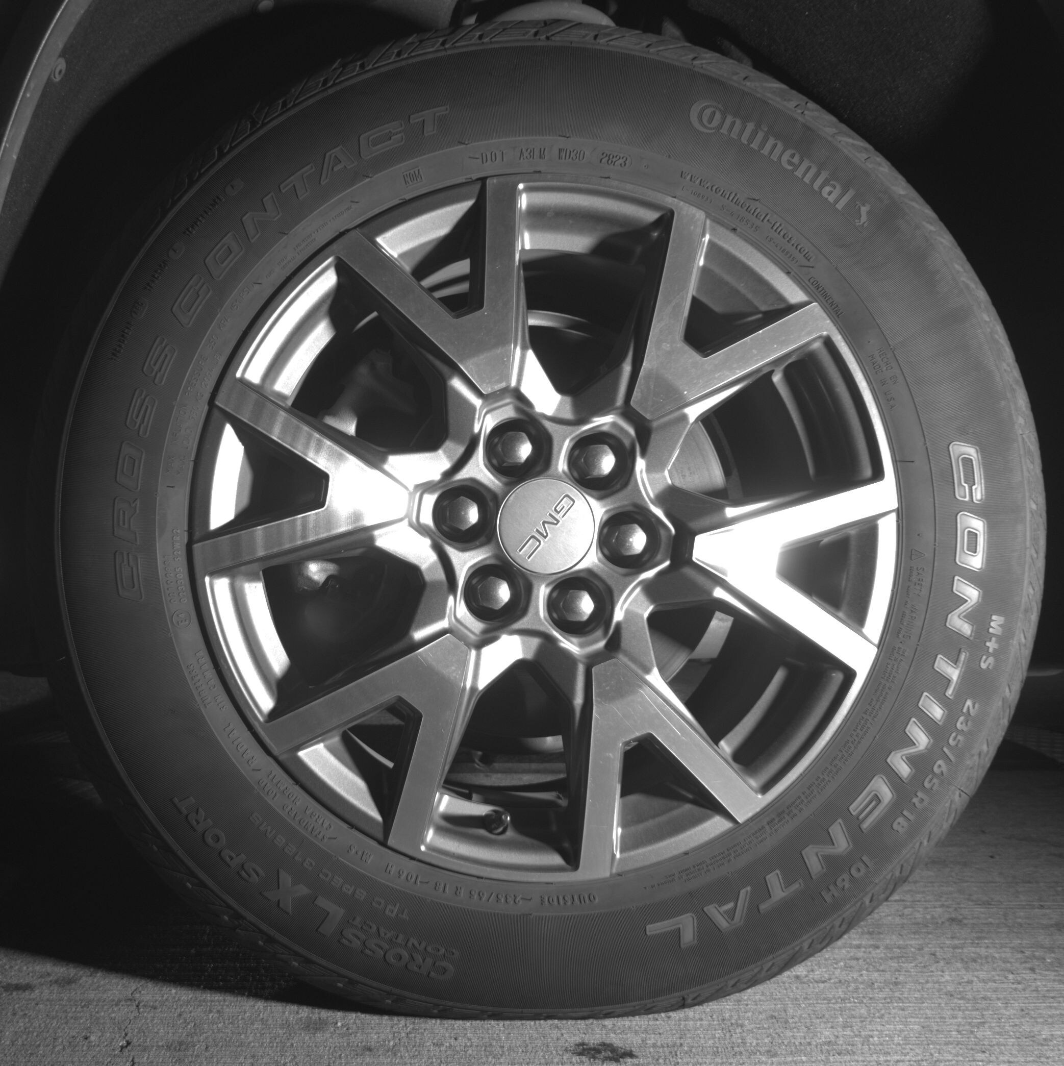 Thumbnail: 2023 GMC Acadia - 9