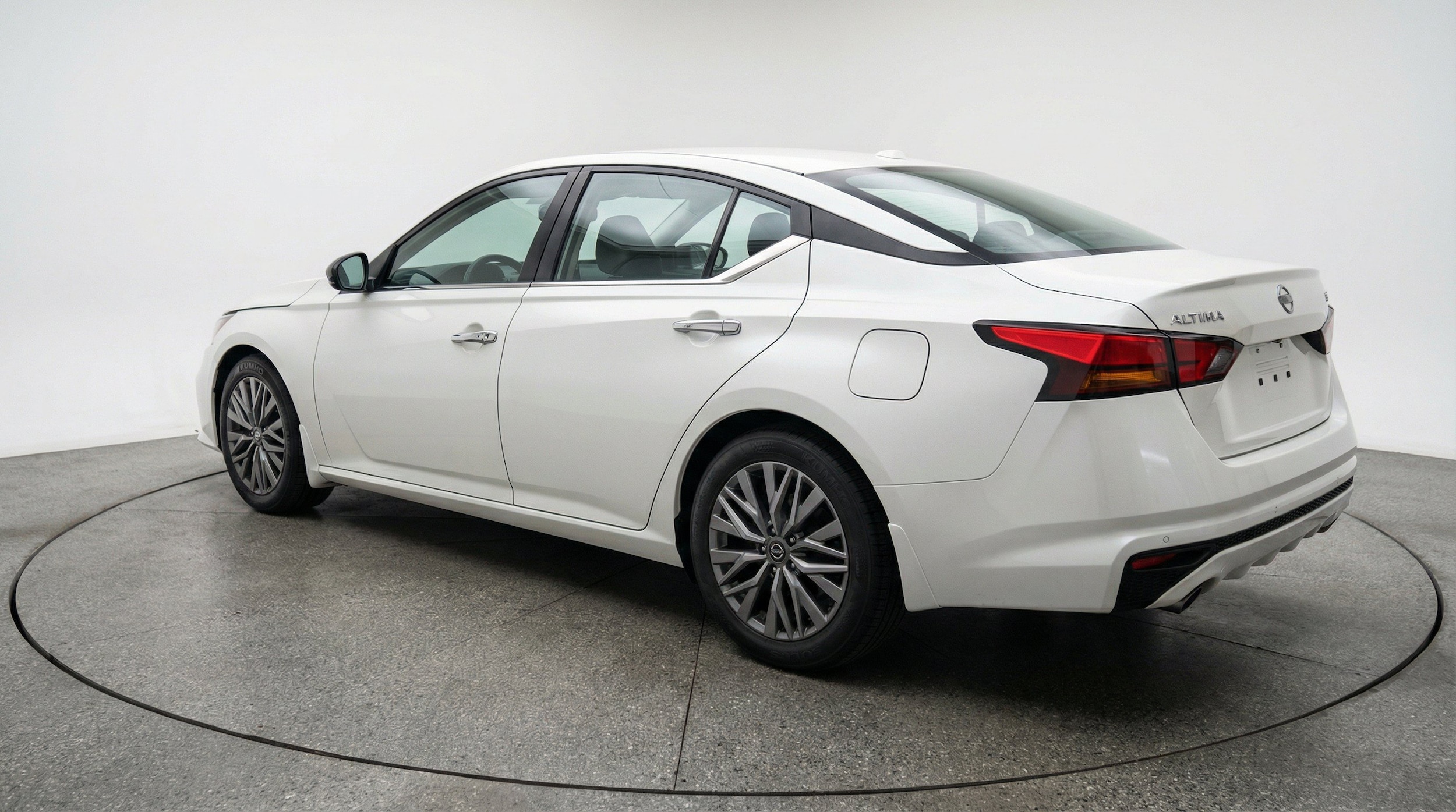 Thumbnail: 2025 Nissan Altima - 6