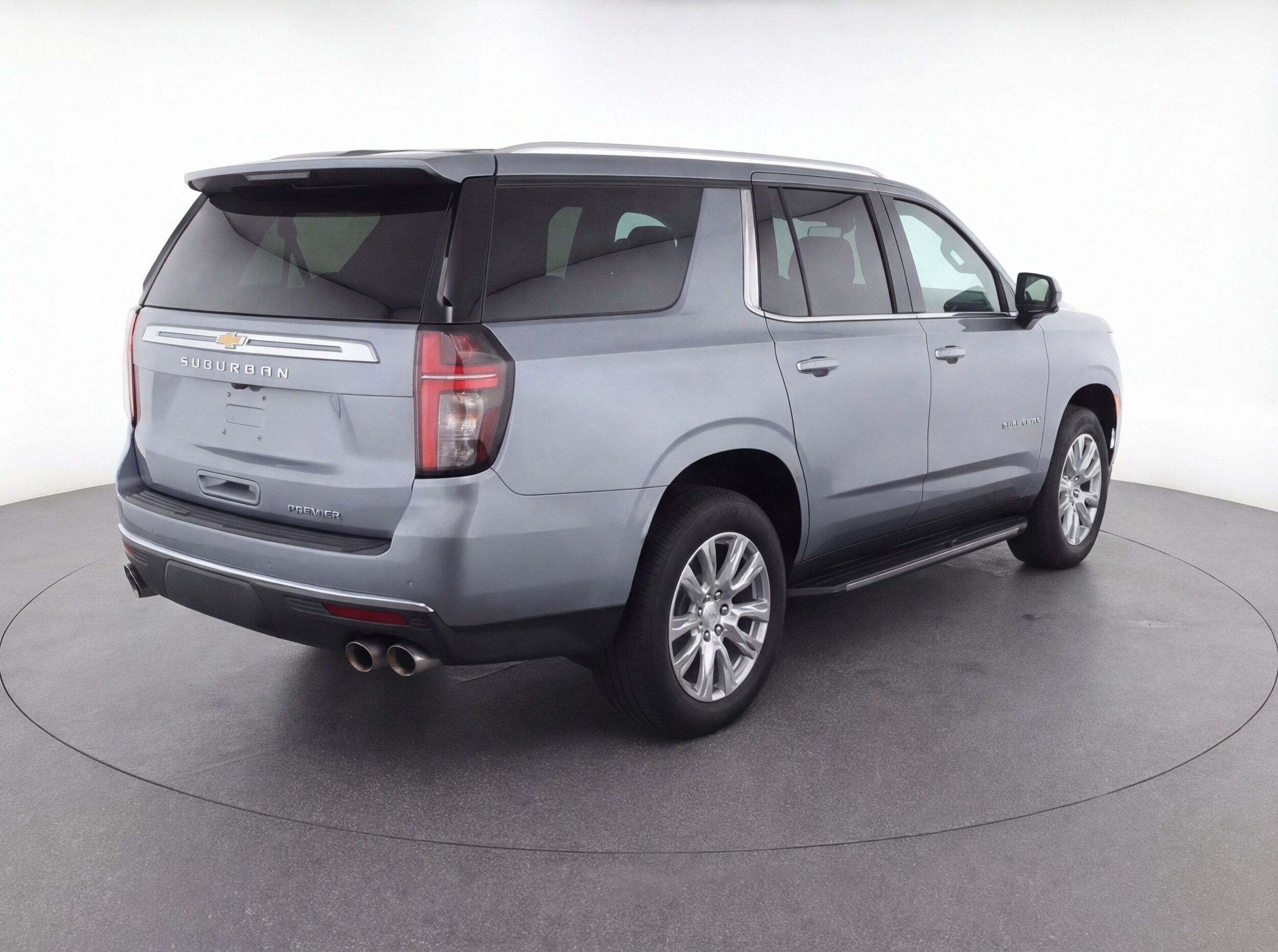 Thumbnail: 2023 Chevrolet Suburban - 9