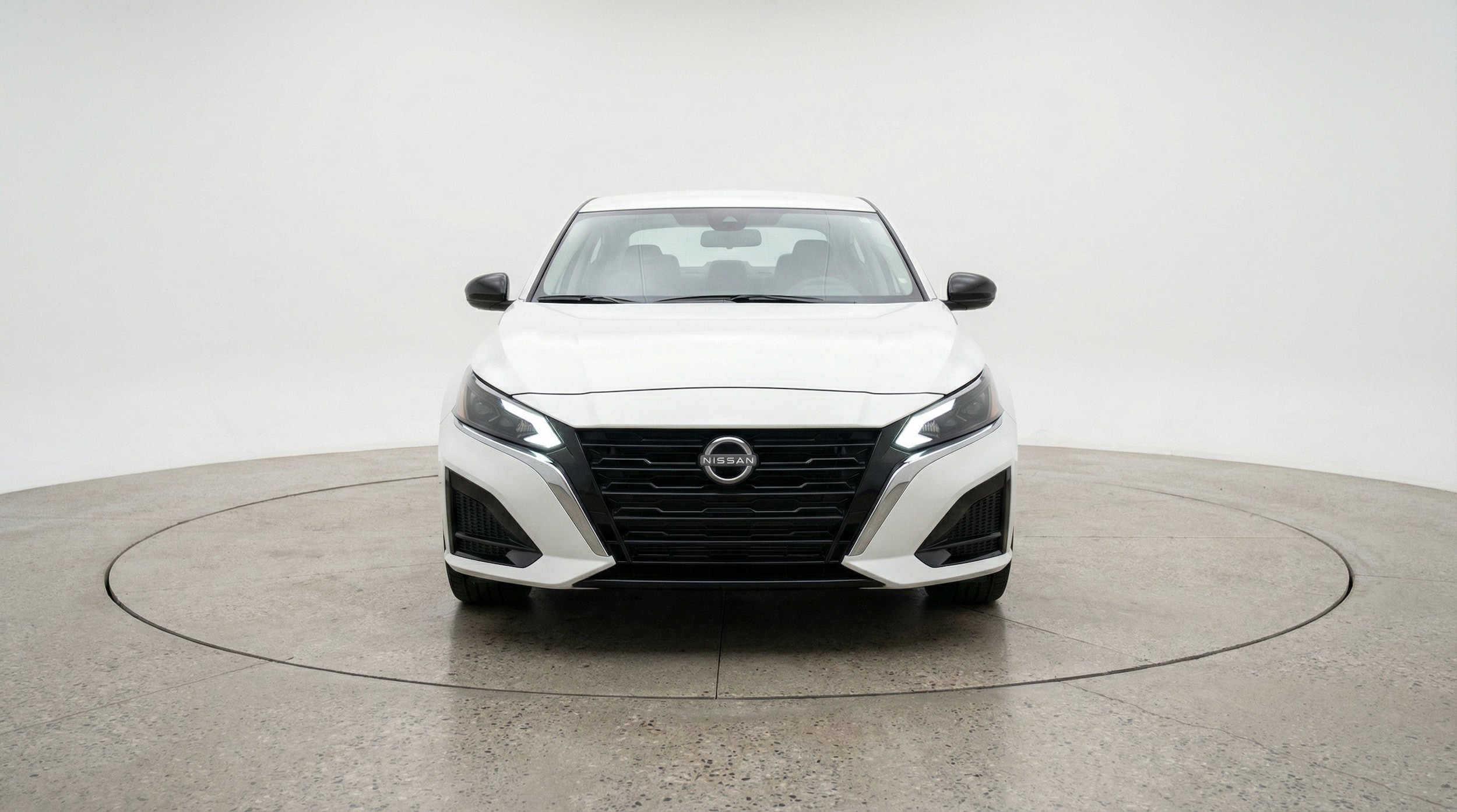 Thumbnail: 2025 Nissan Altima - 2