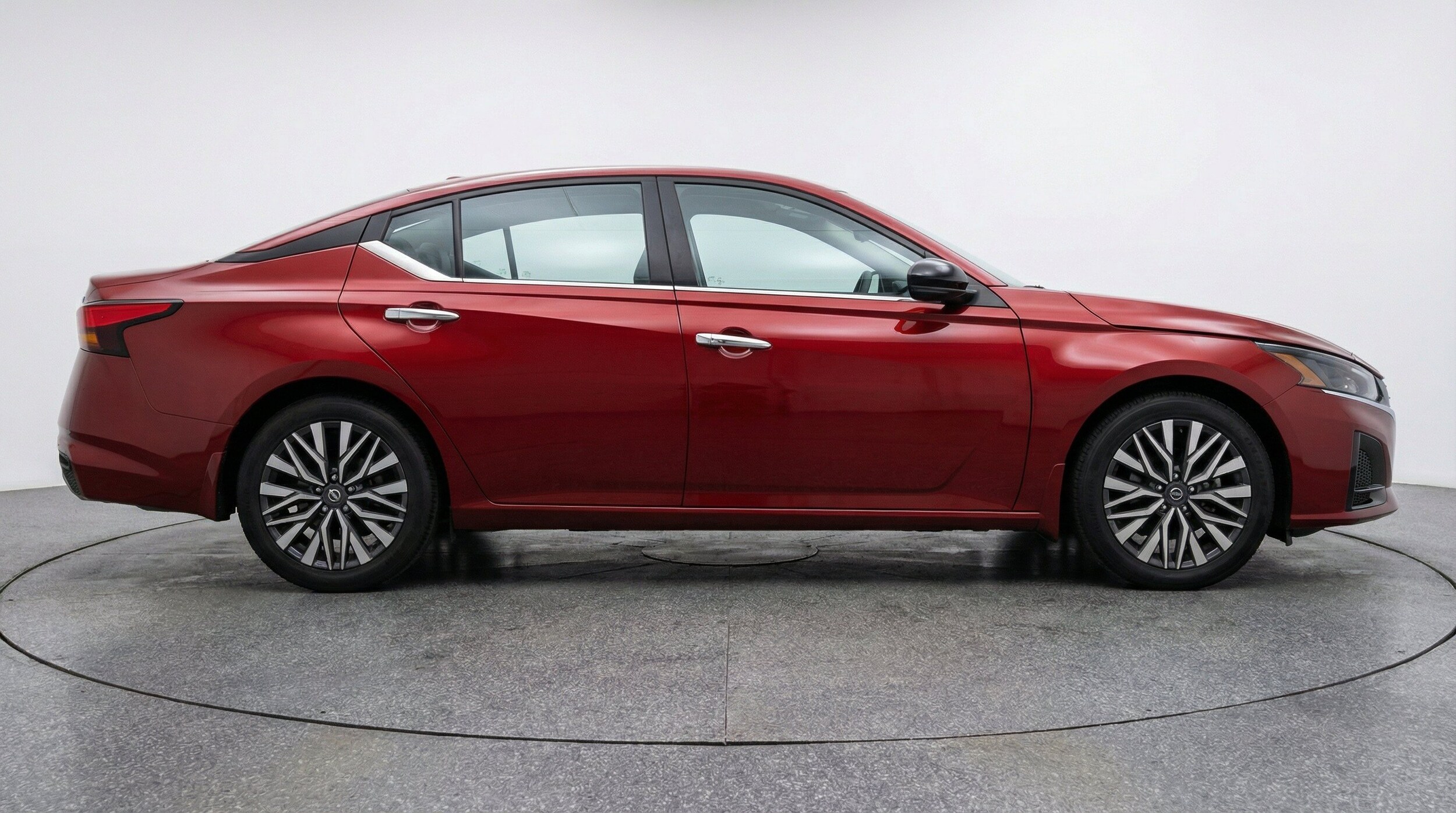 Thumbnail: 2025 Nissan Altima - 11