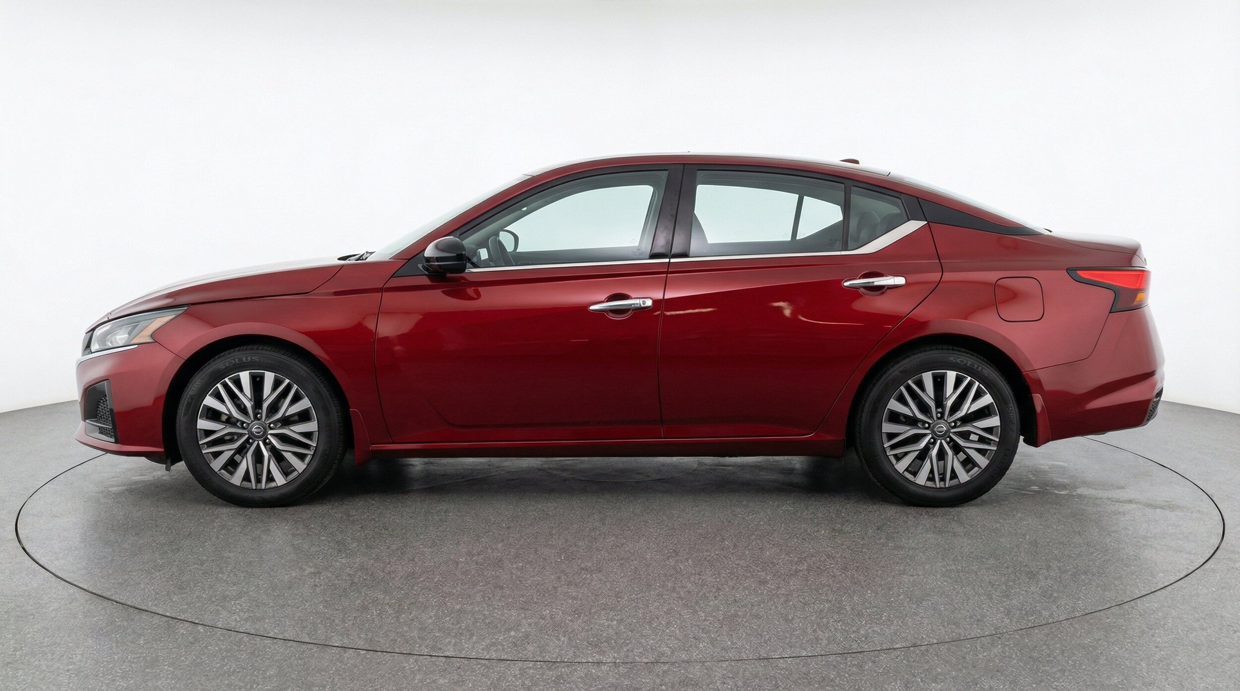 Thumbnail: 2025 Nissan Altima - 5