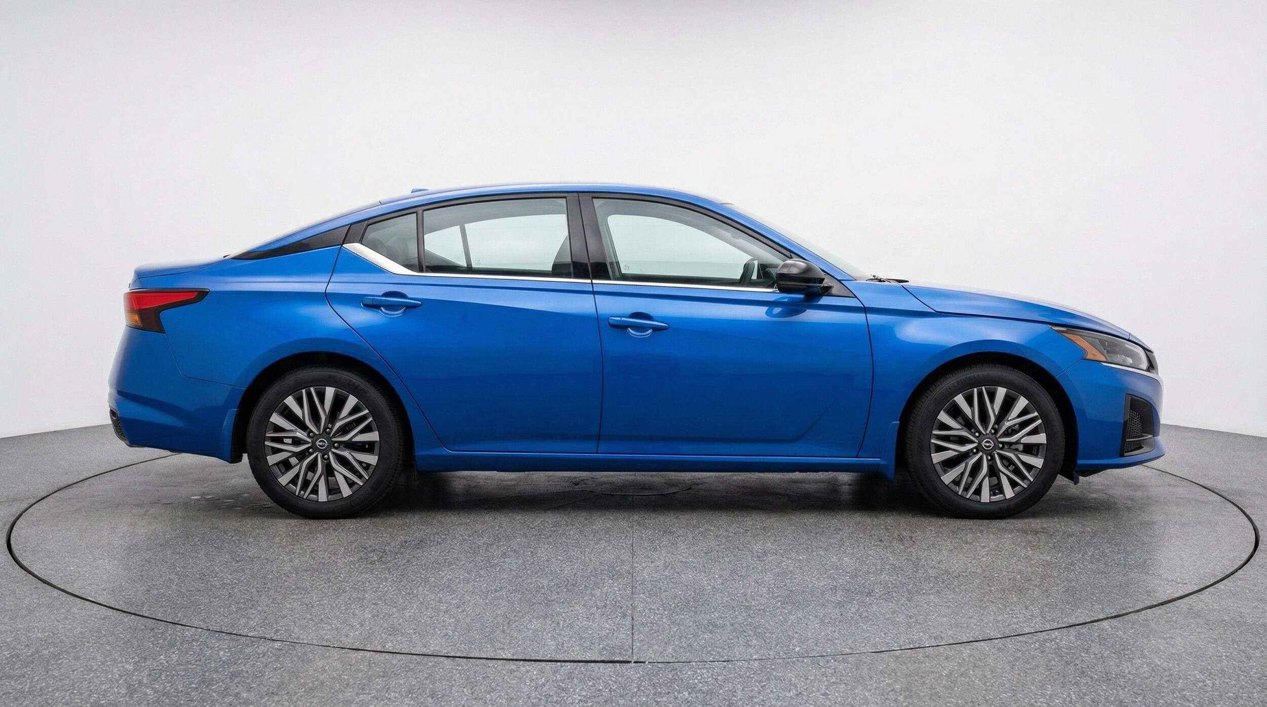 Thumbnail: 2025 Nissan Altima - 11