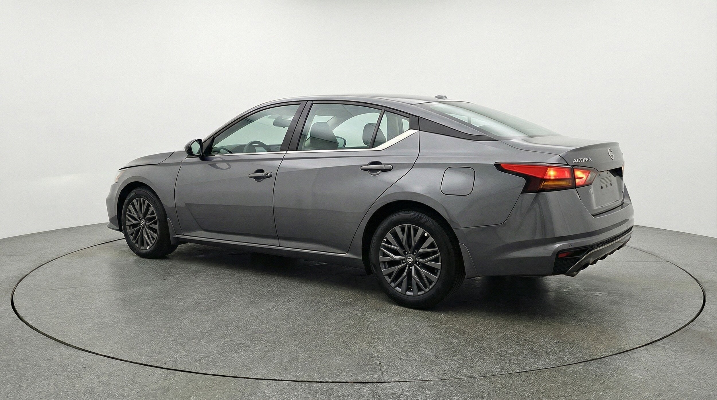 Thumbnail: 2025 Nissan Altima - 6