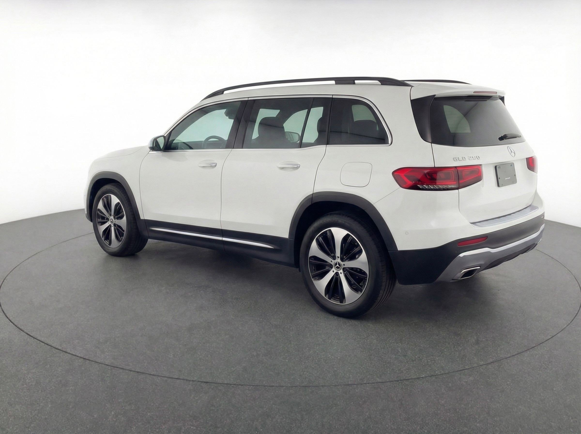 Thumbnail: 2025 Mercedes-Benz GLB - 6