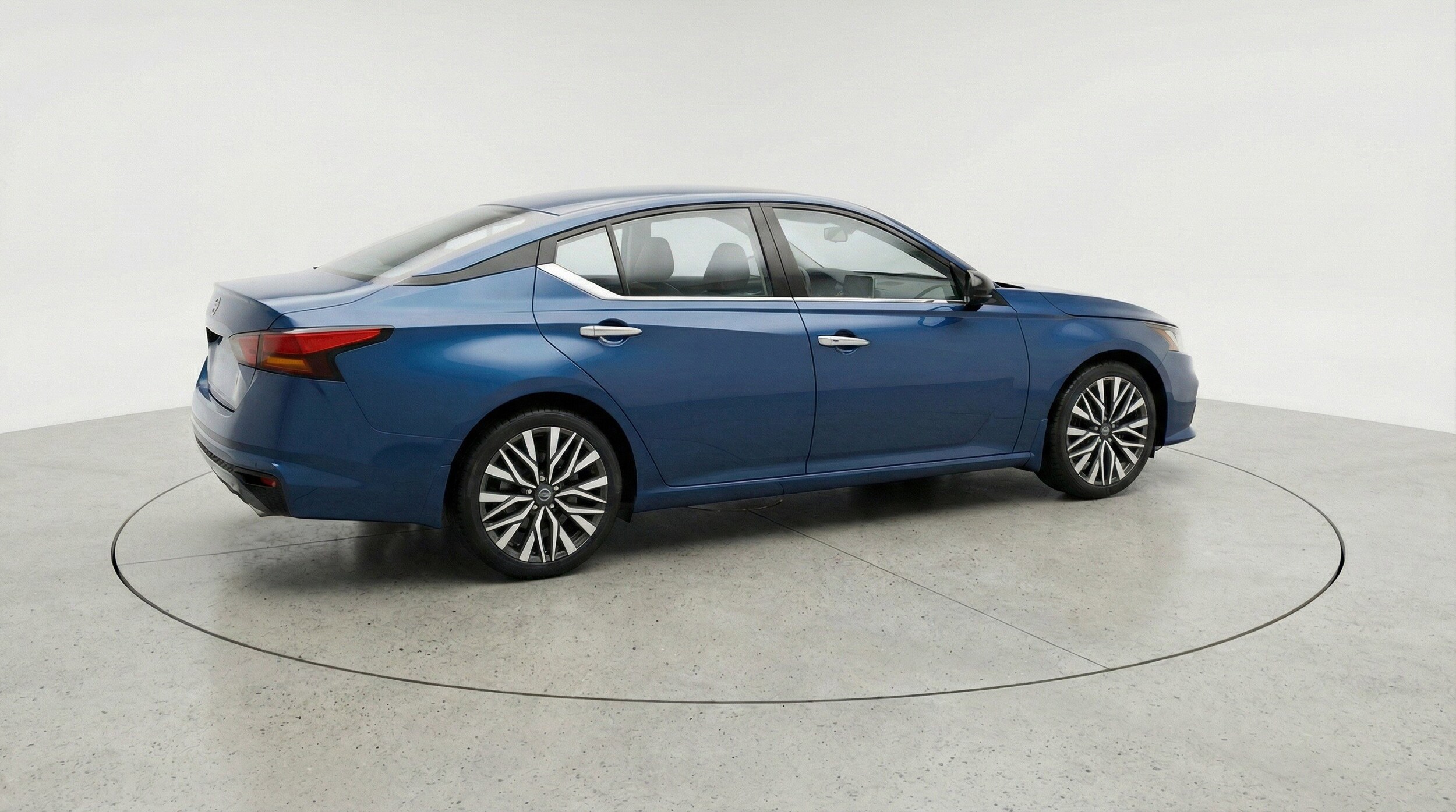 Thumbnail: 2025 Nissan Altima - 9