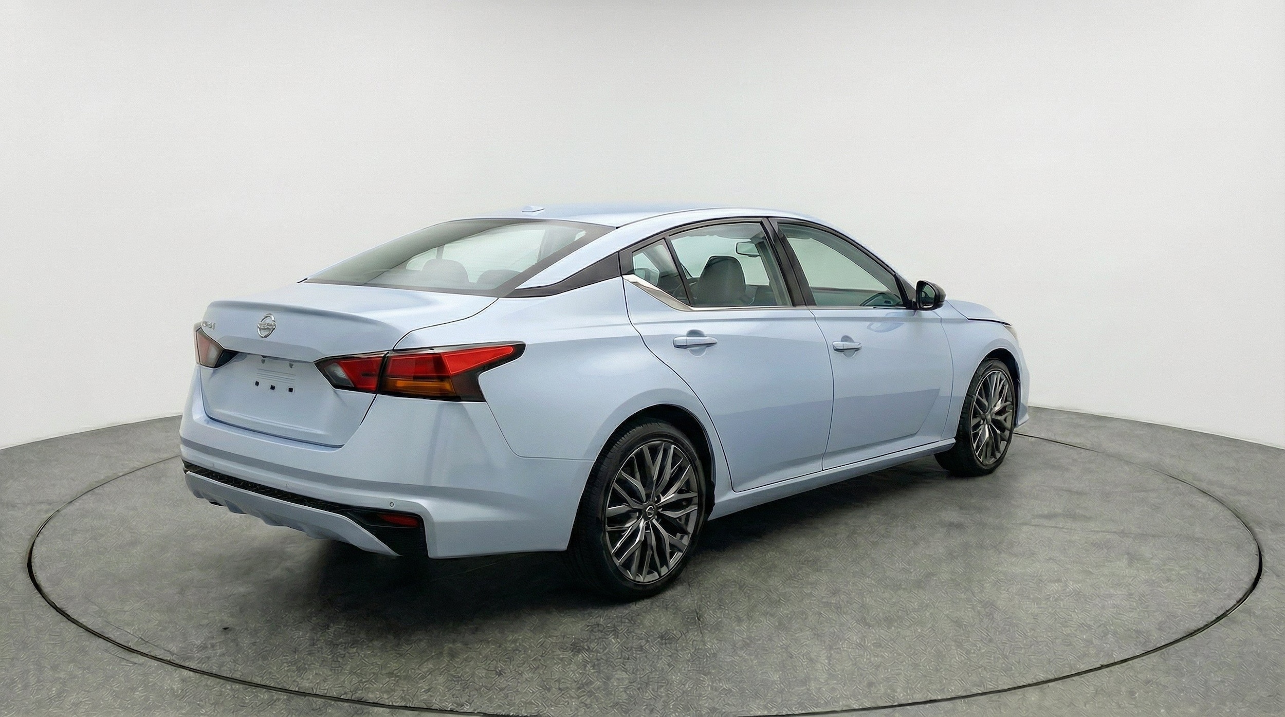 Thumbnail: 2025 Nissan Altima - 9
