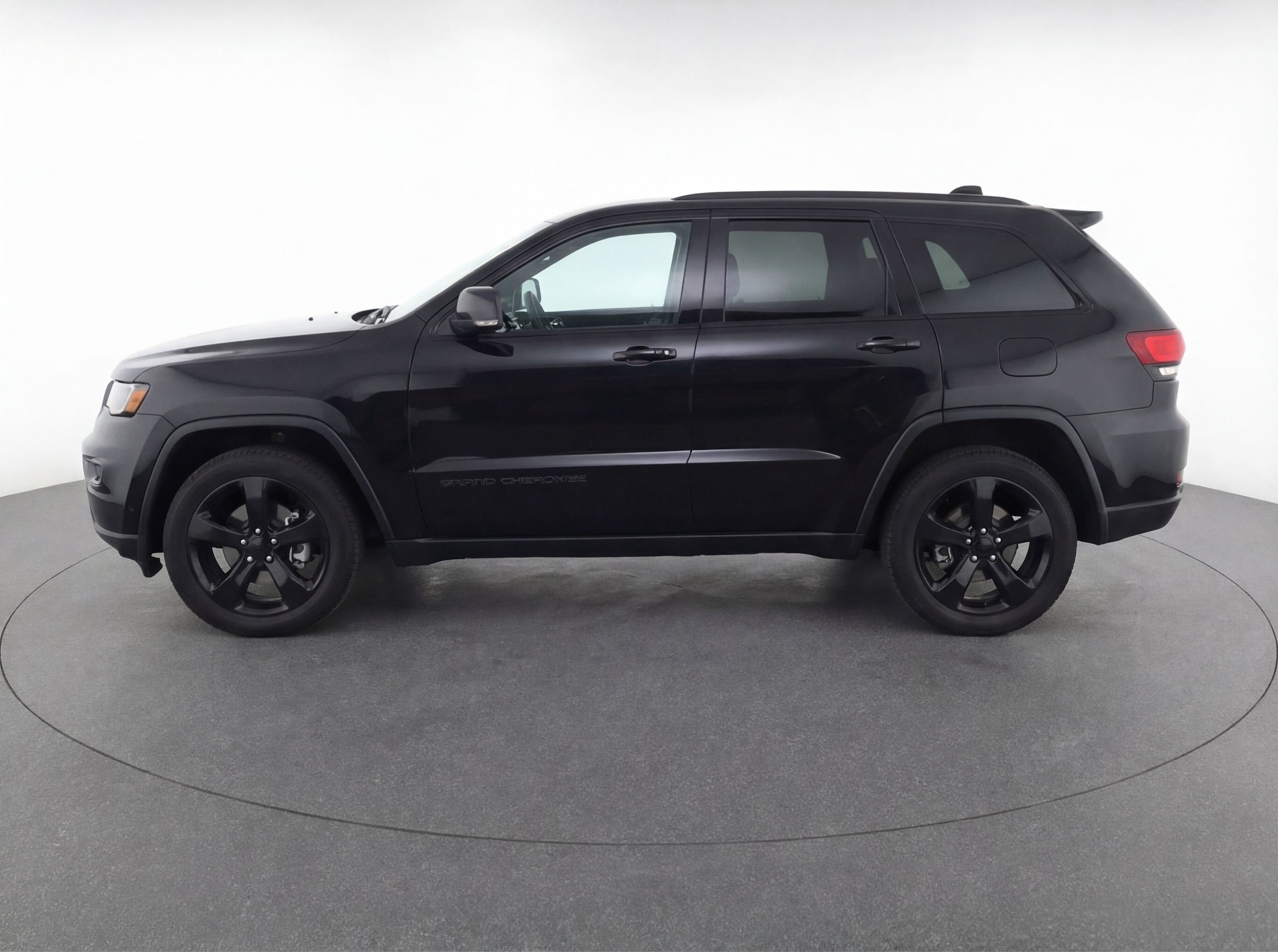 Thumbnail: 2023 Jeep Grand Cherokee - 5