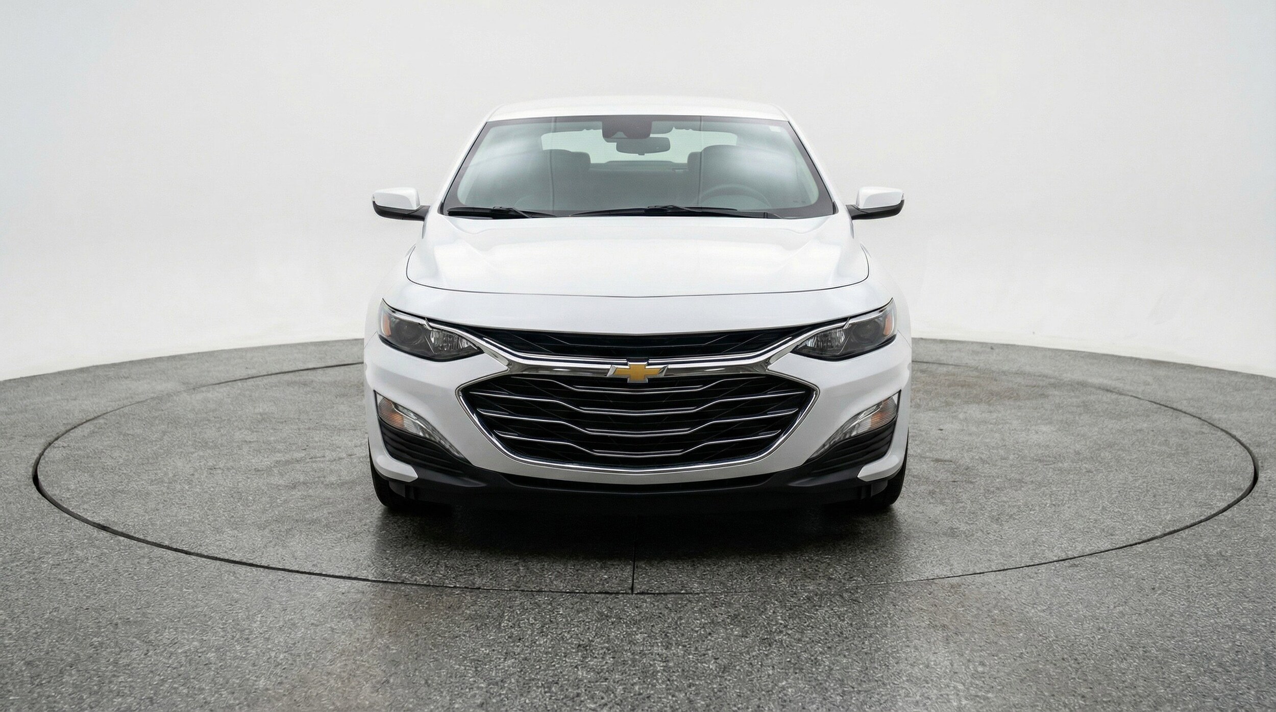 Thumbnail: 2024 Chevrolet Malibu - 2