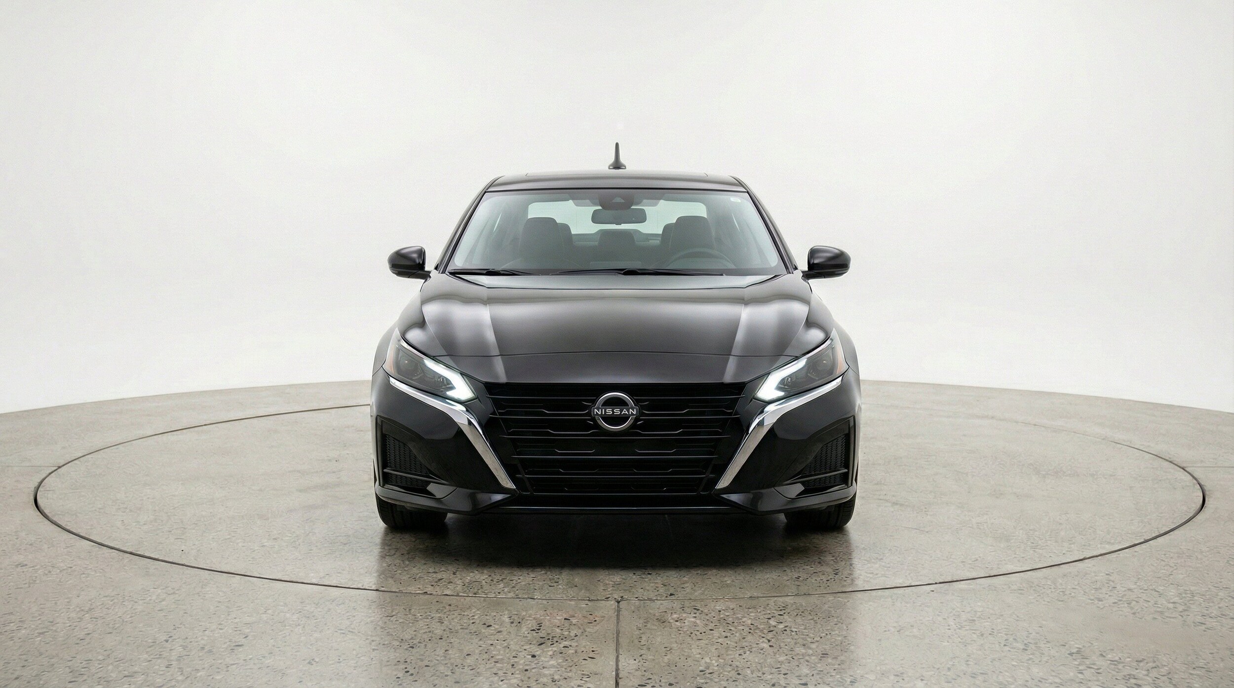 Thumbnail: 2025 Nissan Altima - 2
