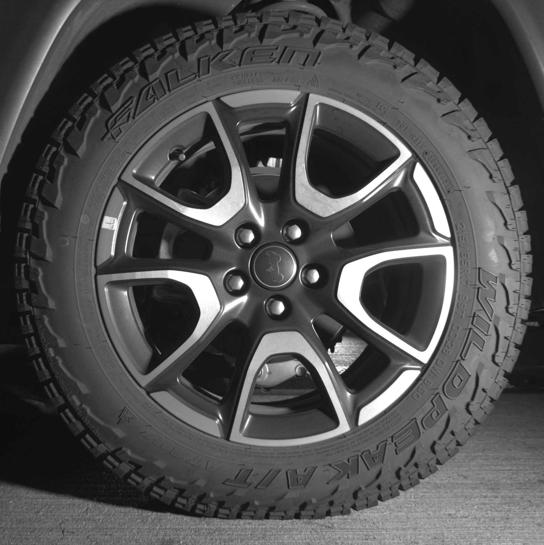 Thumbnail: 2025 Jeep Compass - 14