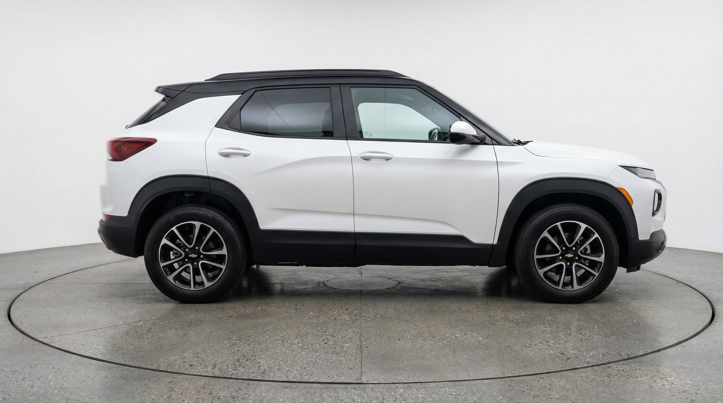 Thumbnail: 2025 Chevrolet TrailBlazer - 11