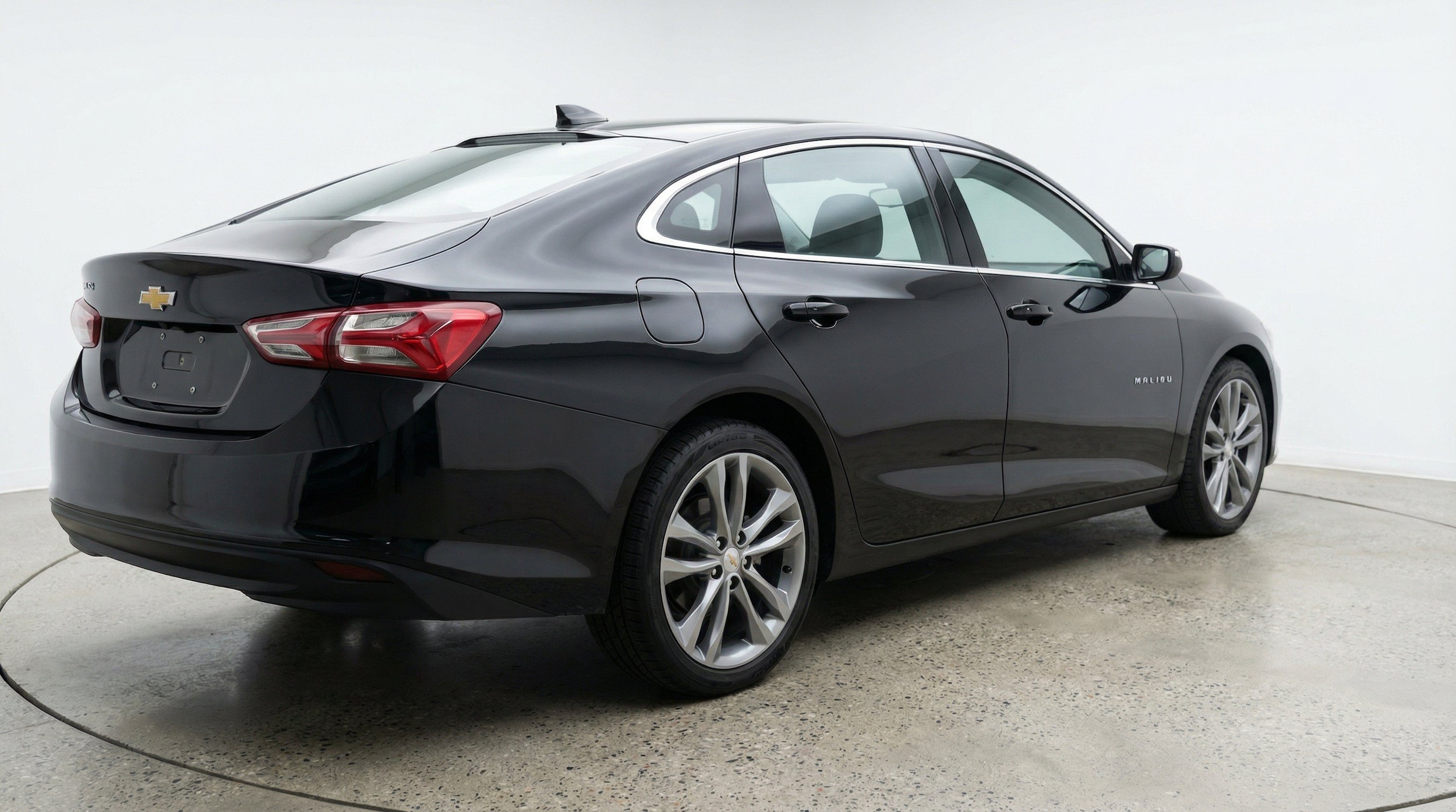 Thumbnail: 2024 Chevrolet Malibu - 9