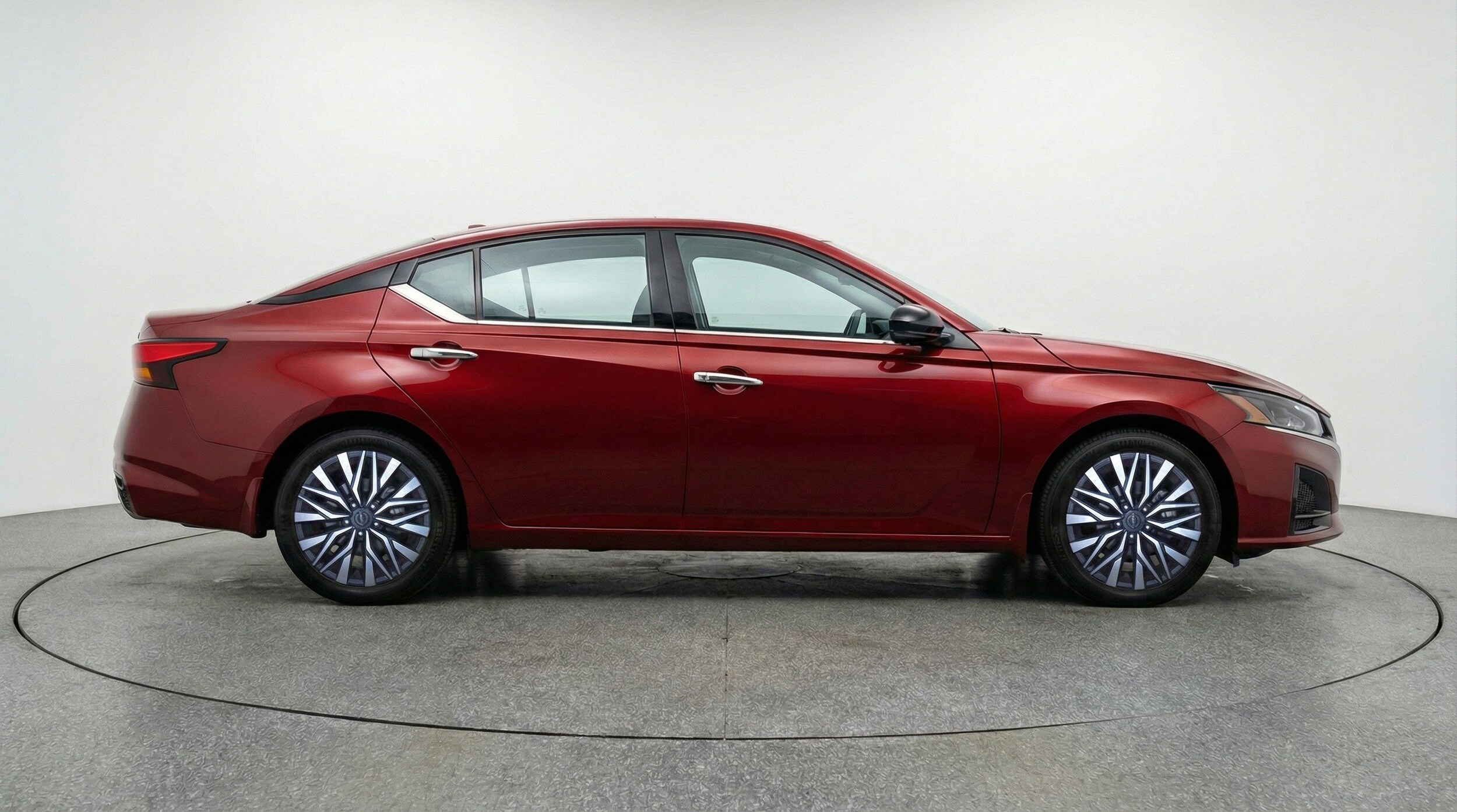 Thumbnail: 2025 Nissan Altima - 11