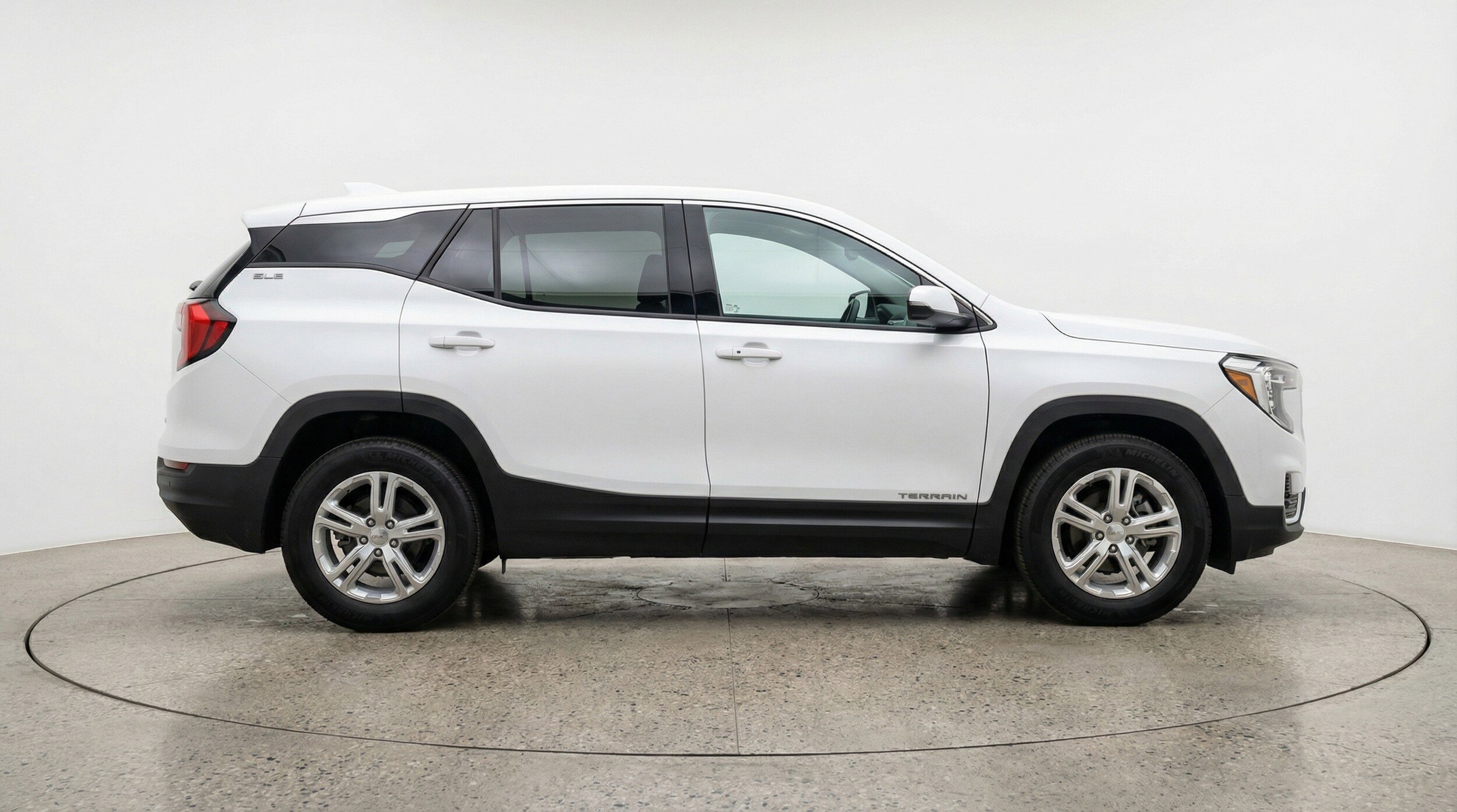 Thumbnail: 2024 GMC Terrain - 11