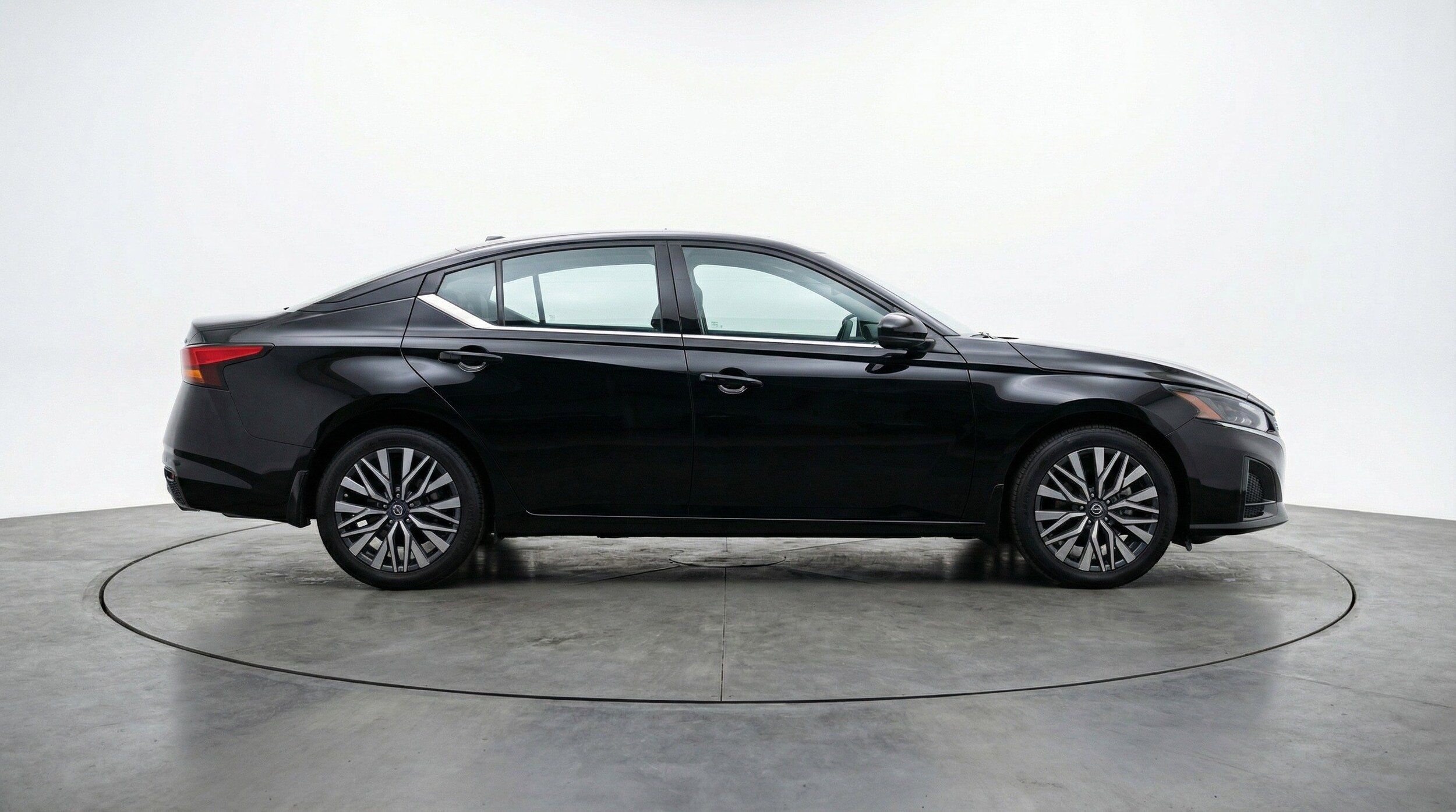 Thumbnail: 2025 Nissan Altima - 11