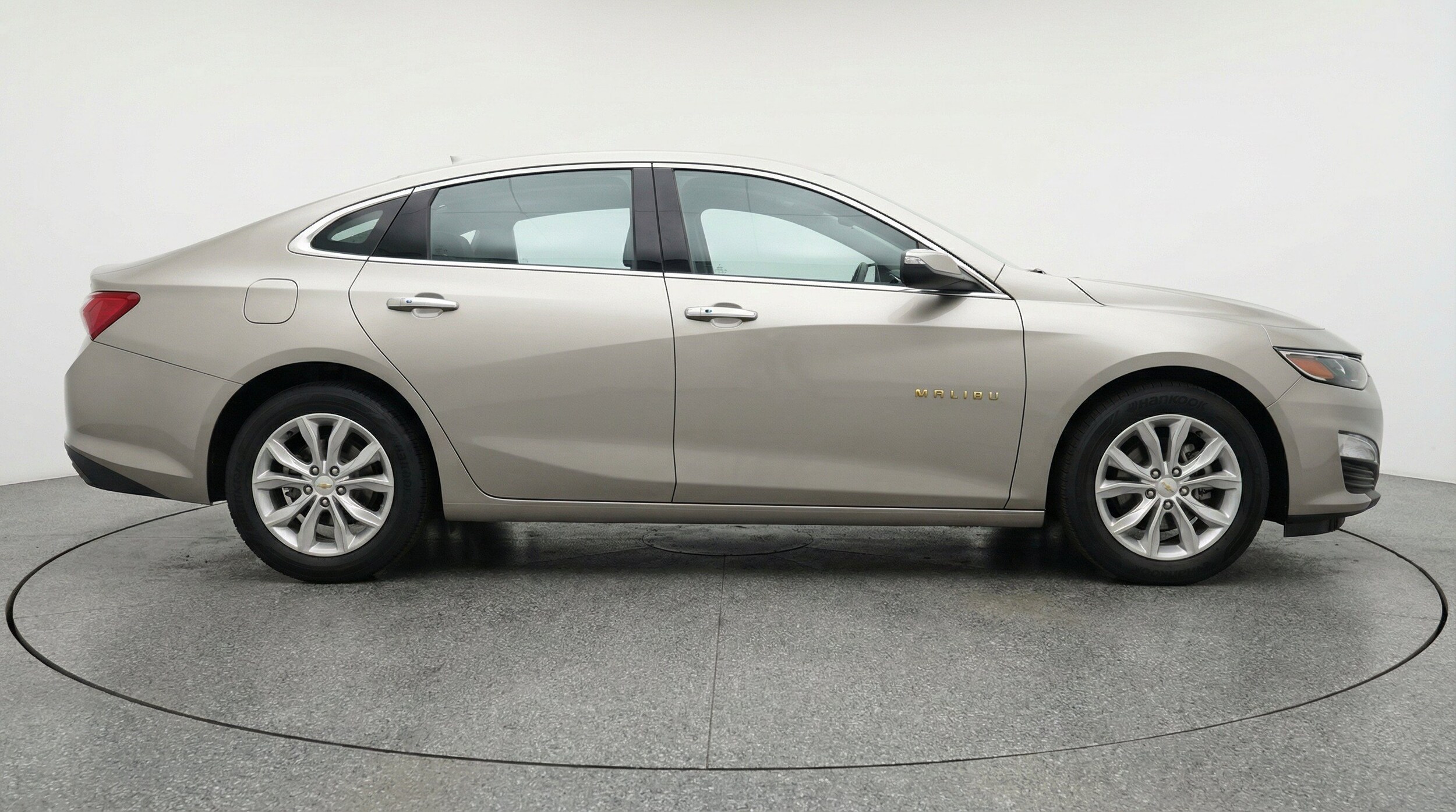 Thumbnail: 2024 Chevrolet Malibu - 11