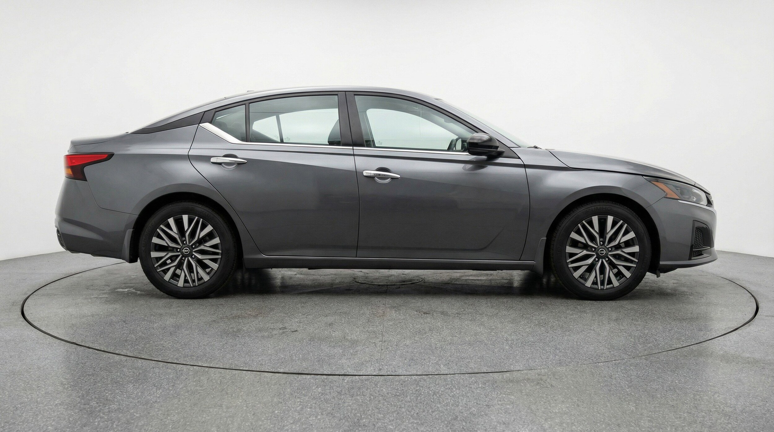 Thumbnail: 2025 Nissan Altima - 11