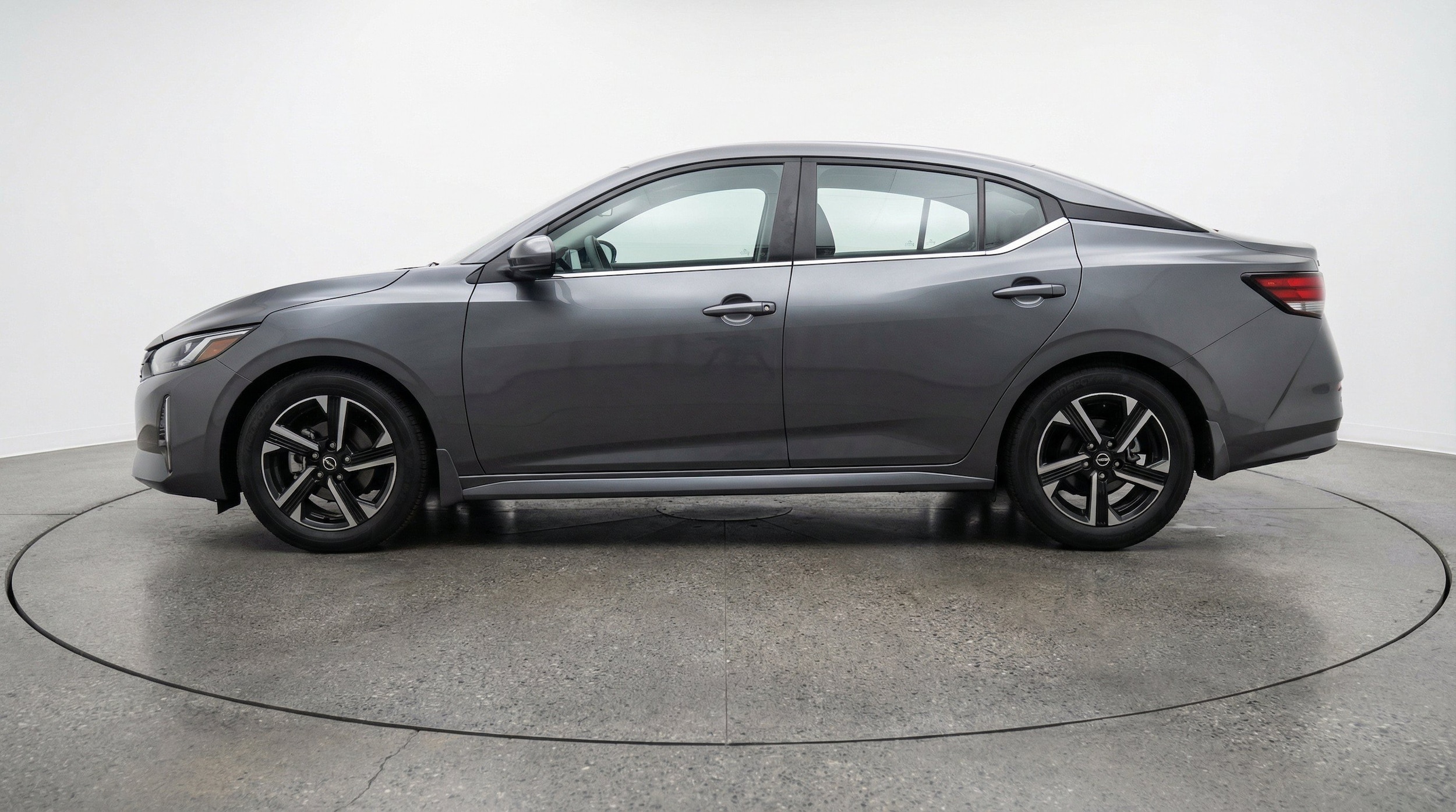 Thumbnail: 2025 Nissan Sentra - 5