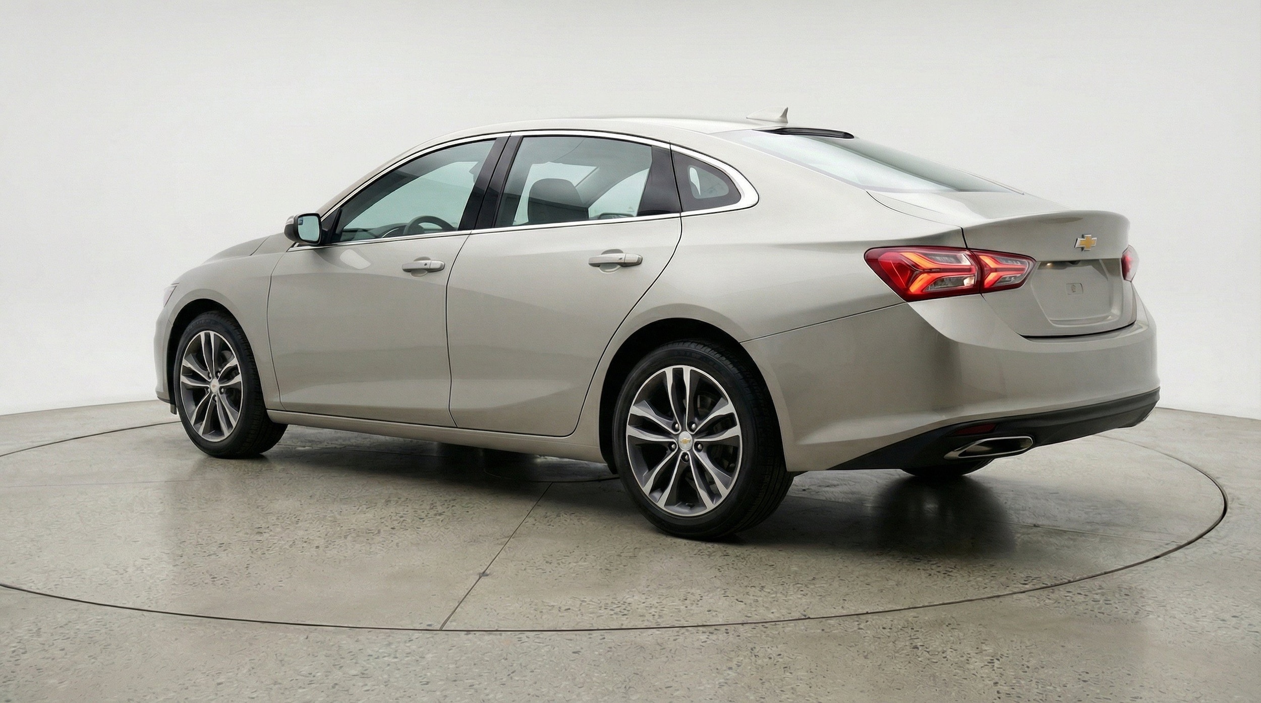 Thumbnail: 2024 Chevrolet Malibu - 6