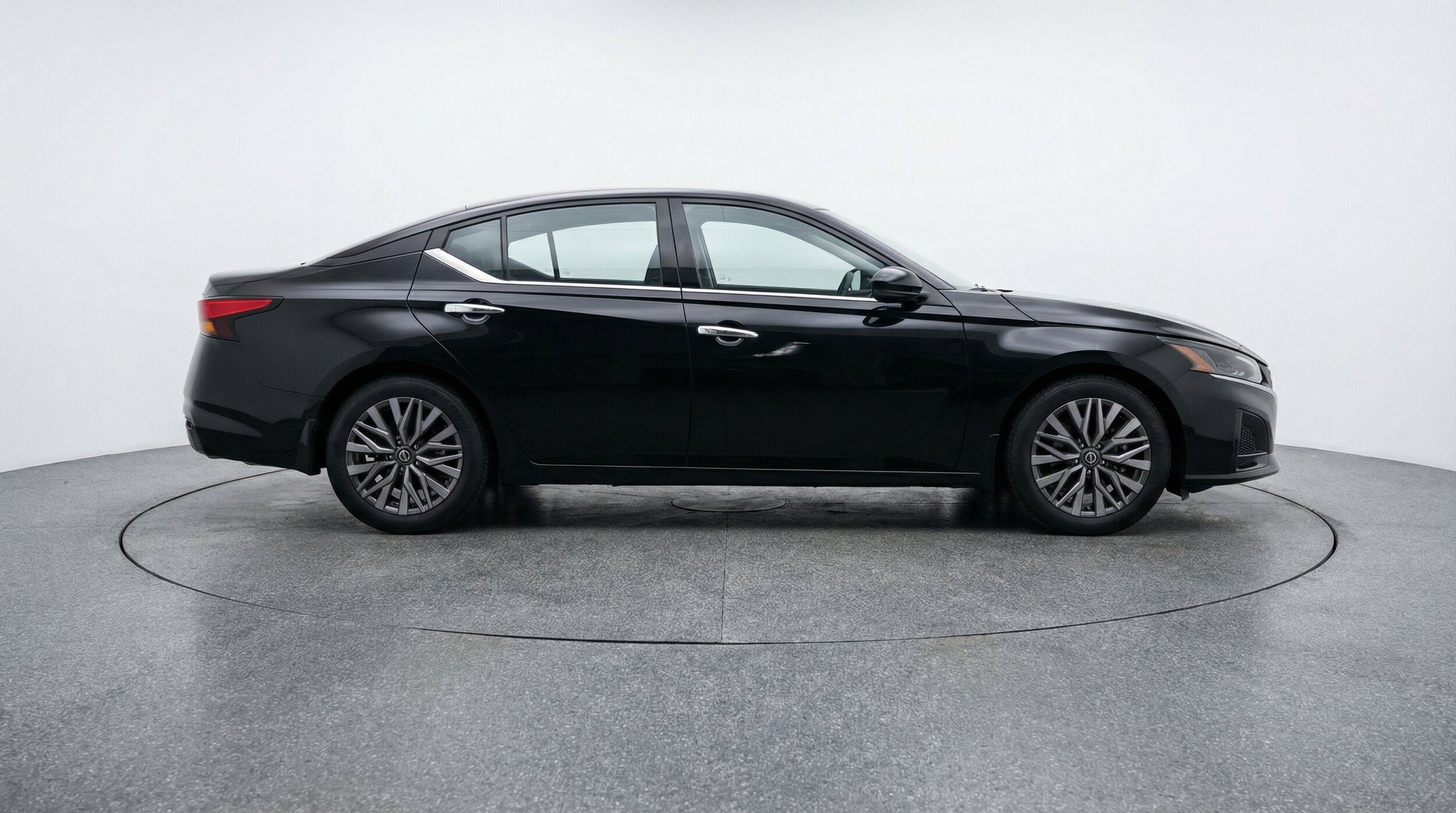 Thumbnail: 2025 Nissan Altima - 11