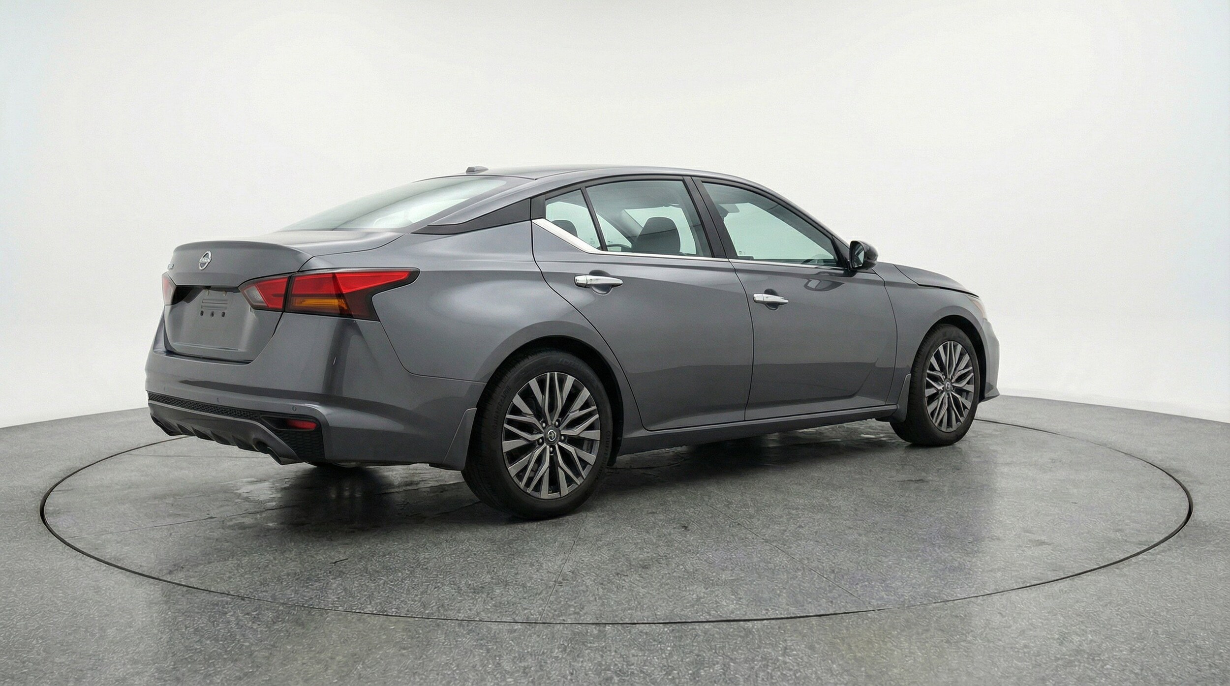 Thumbnail: 2025 Nissan Altima - 9