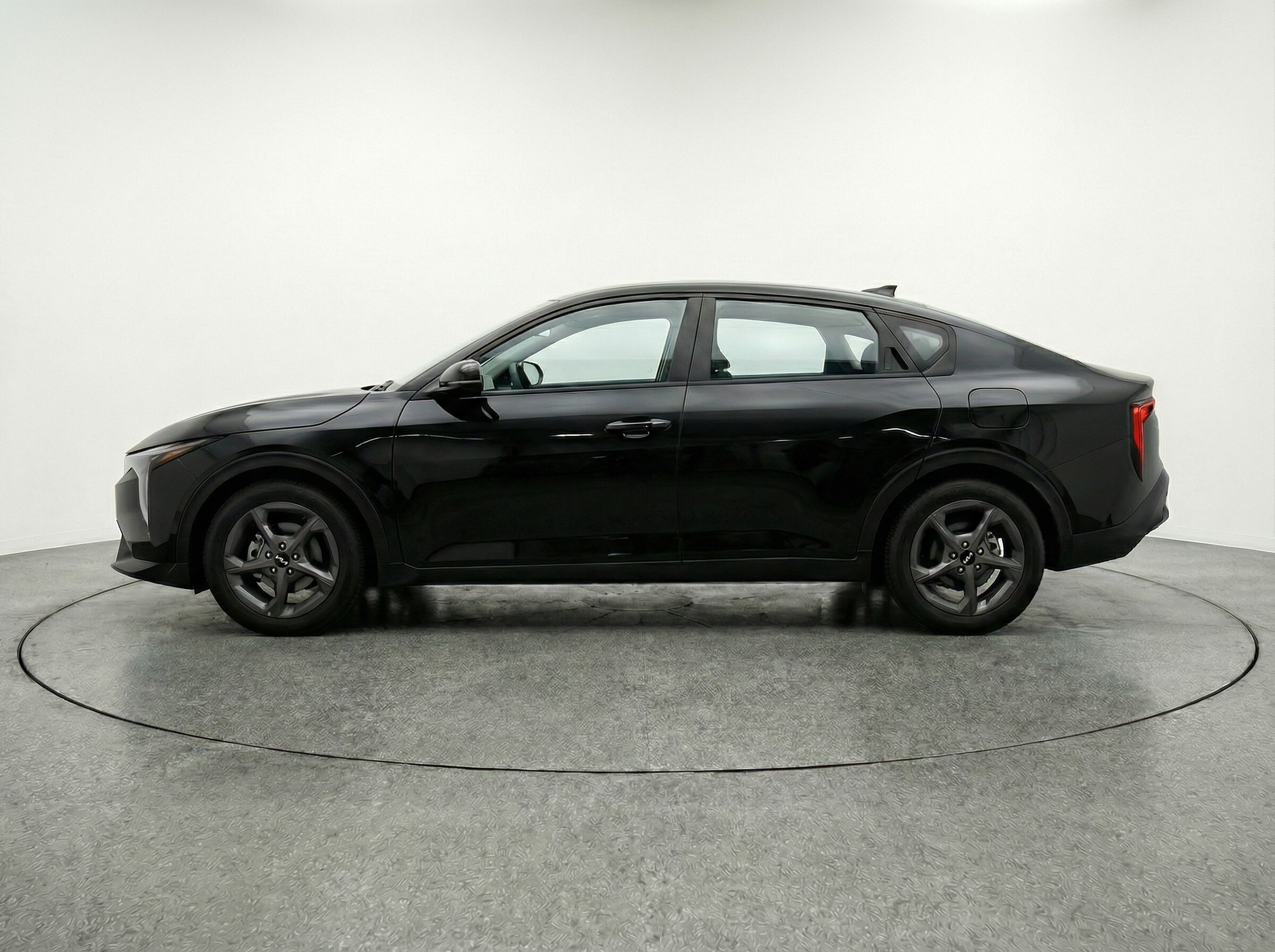 Thumbnail: 2025 Kia K4 - 4