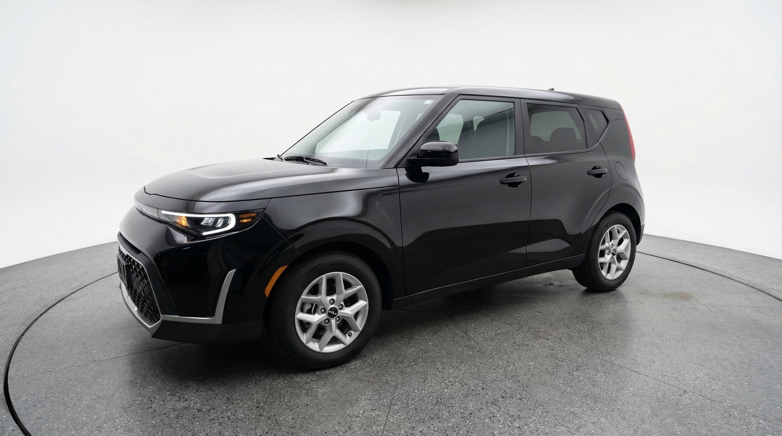 Thumbnail: 2025 Kia Soul - 3