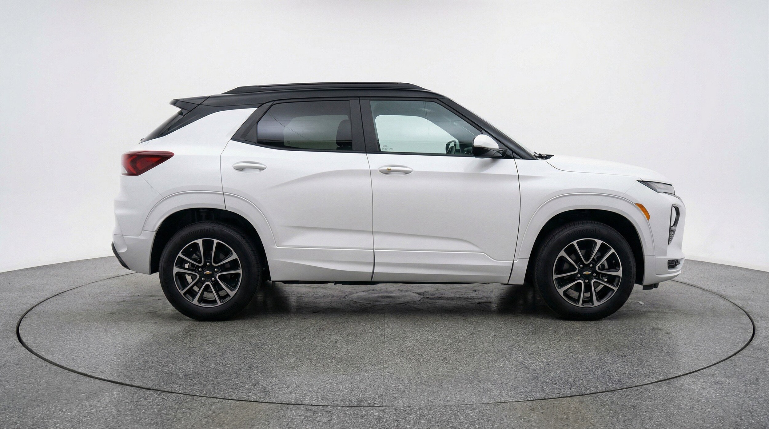 Thumbnail: 2025 Chevrolet TrailBlazer - 11
