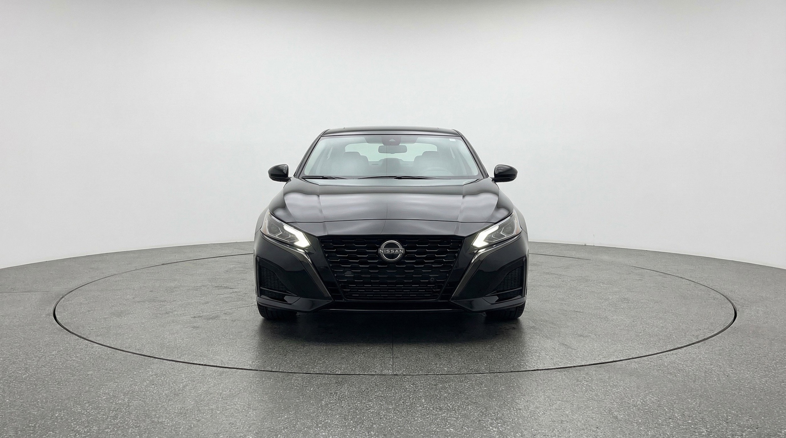 Thumbnail: 2025 Nissan Altima - 2