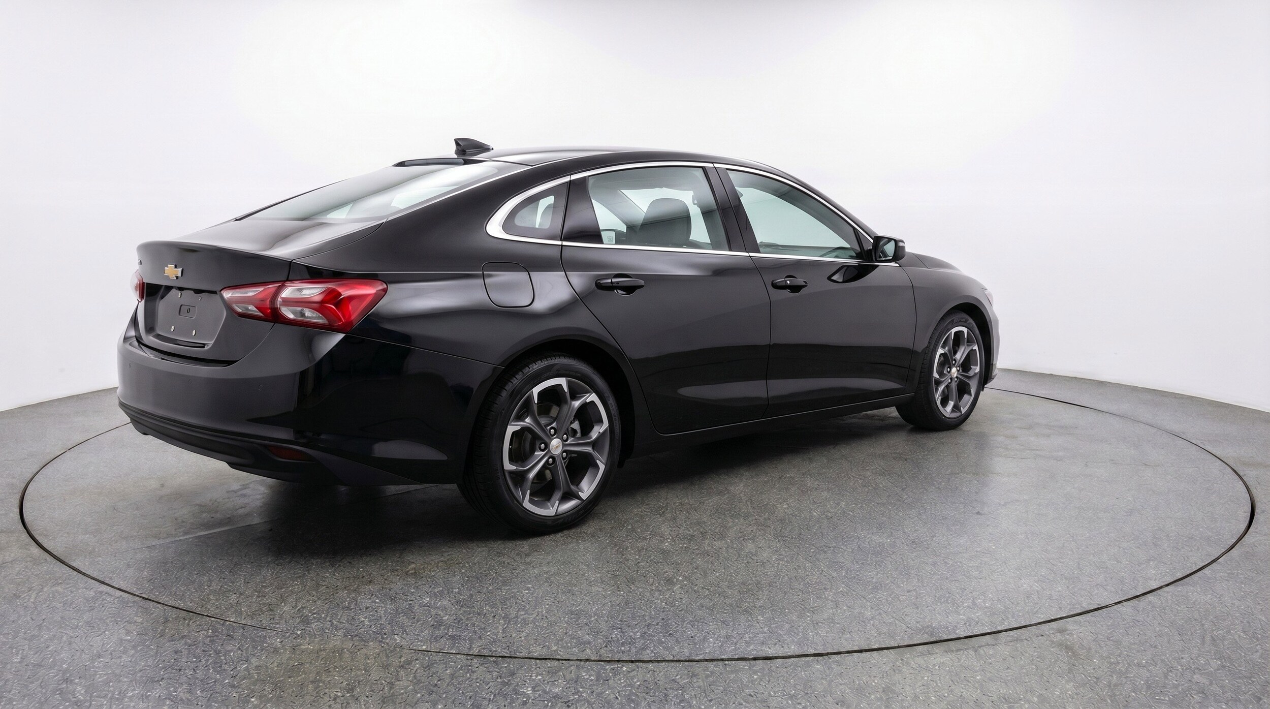 Thumbnail: 2024 Chevrolet Malibu - 9