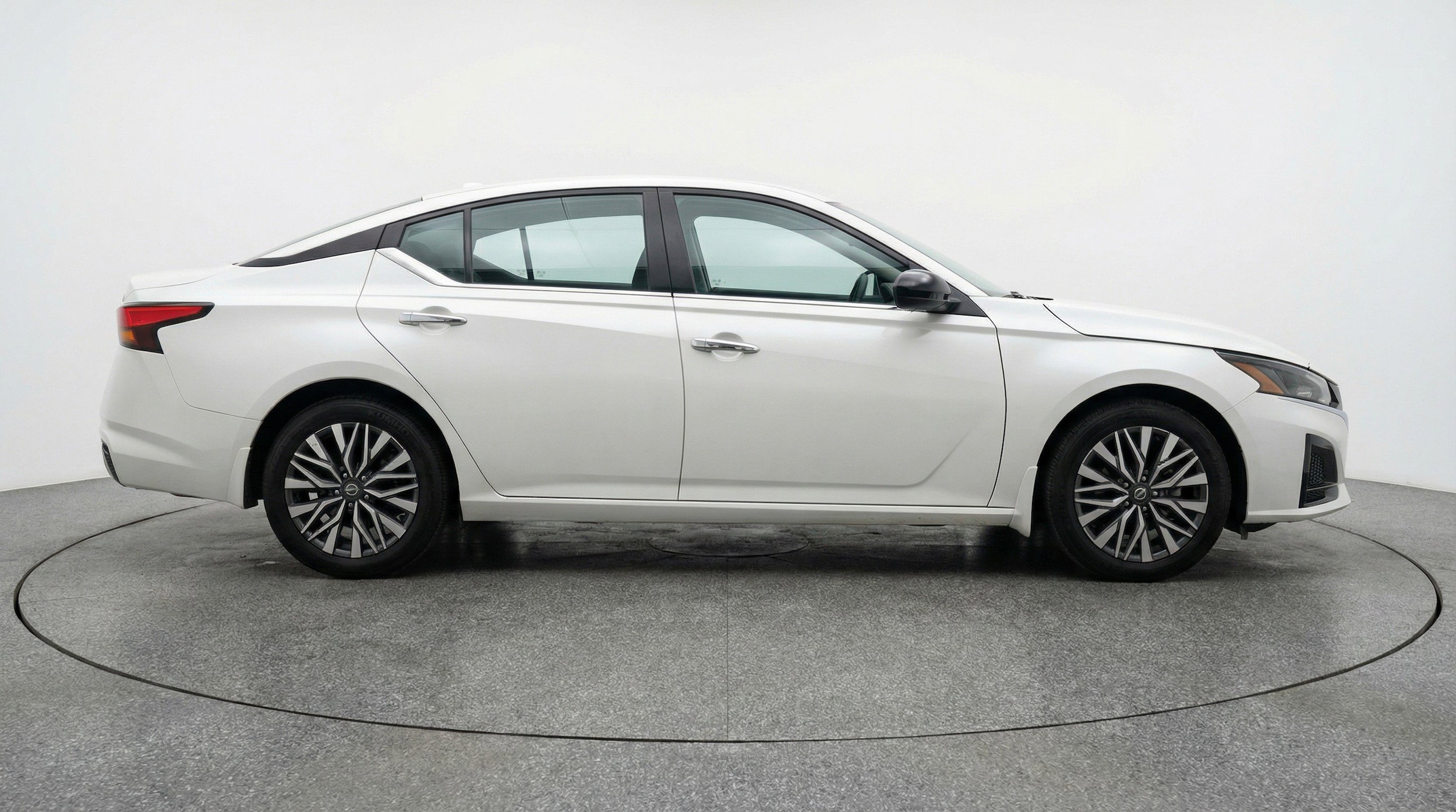 Thumbnail: 2025 Nissan Altima - 11