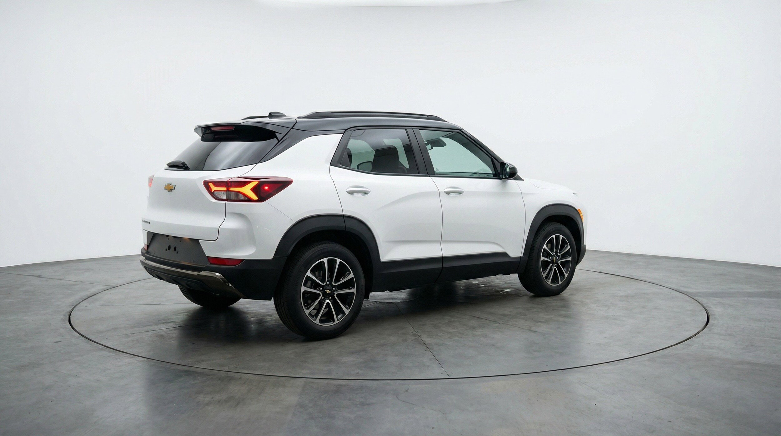 Thumbnail: 2025 Chevrolet TrailBlazer - 9