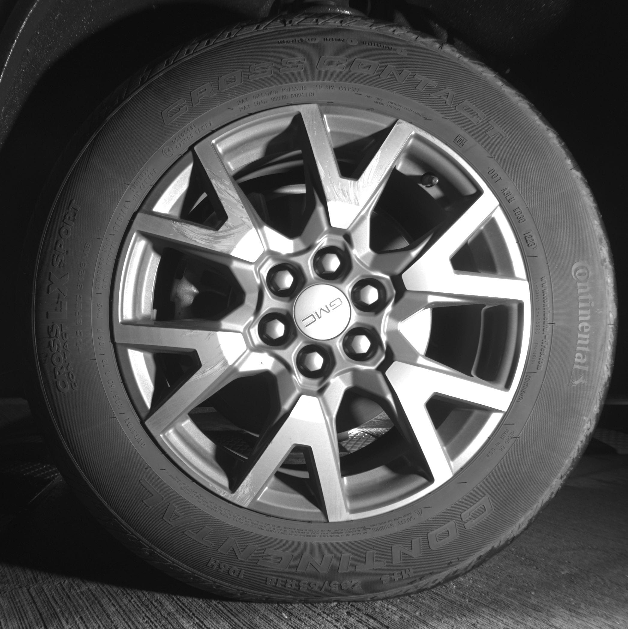 Thumbnail: 2023 GMC Acadia - 9