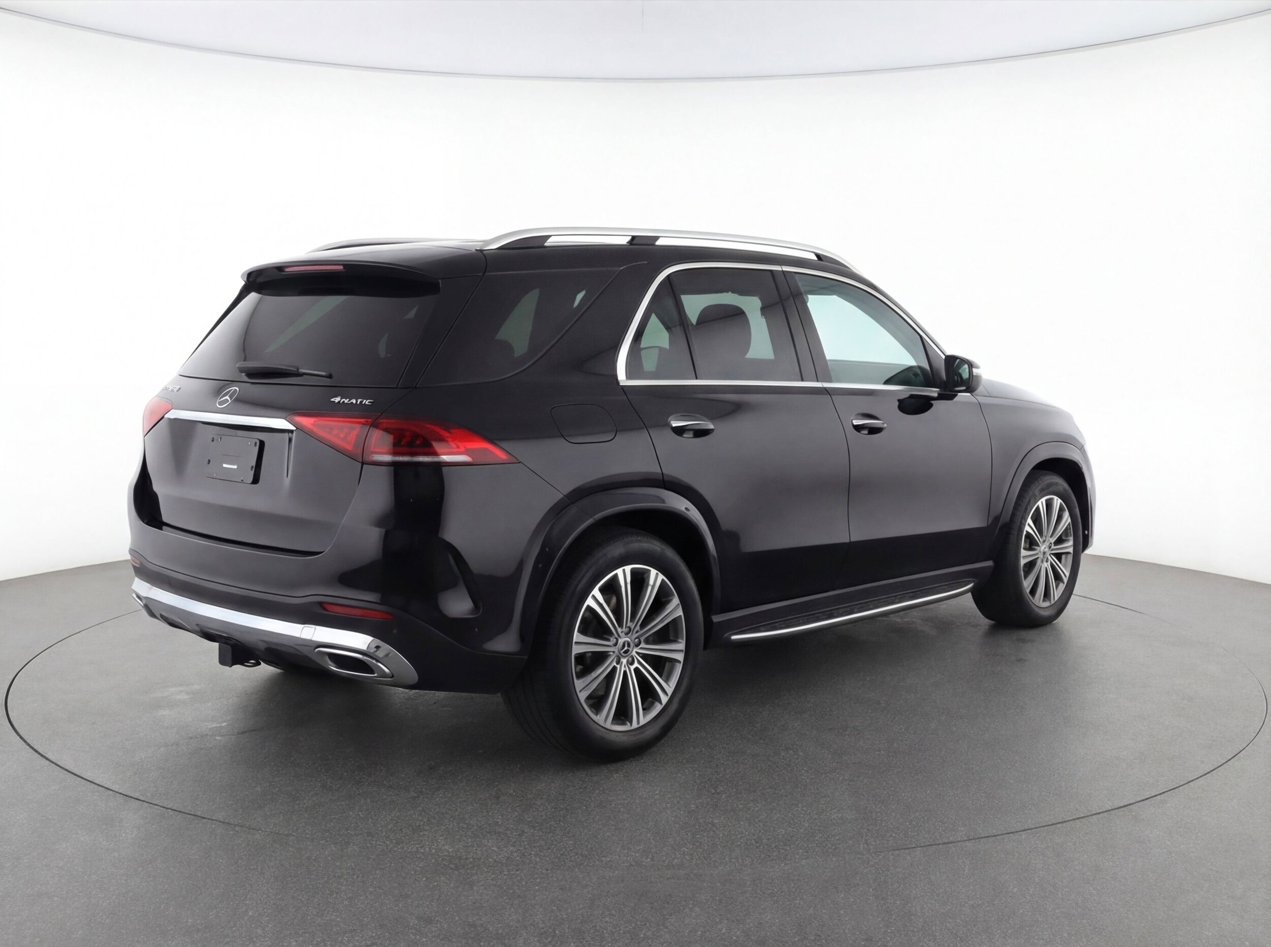 Thumbnail: 2024 Mercedes-Benz GLC - 9