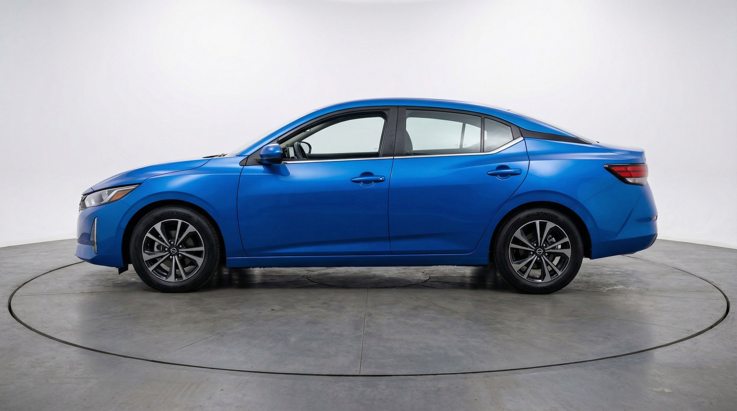 Thumbnail: 2025 Nissan Sentra - 5