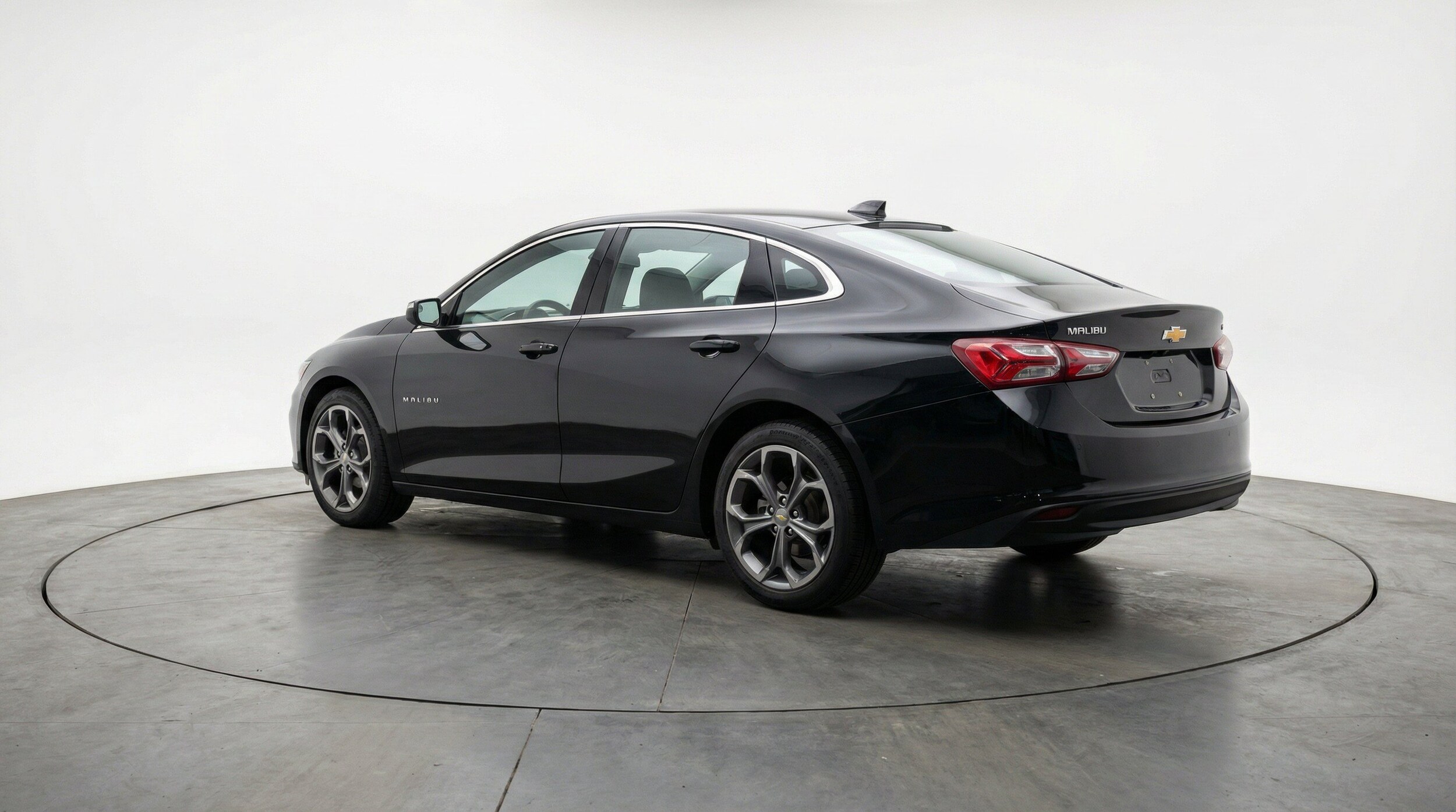 Thumbnail: 2024 Chevrolet Malibu - 6