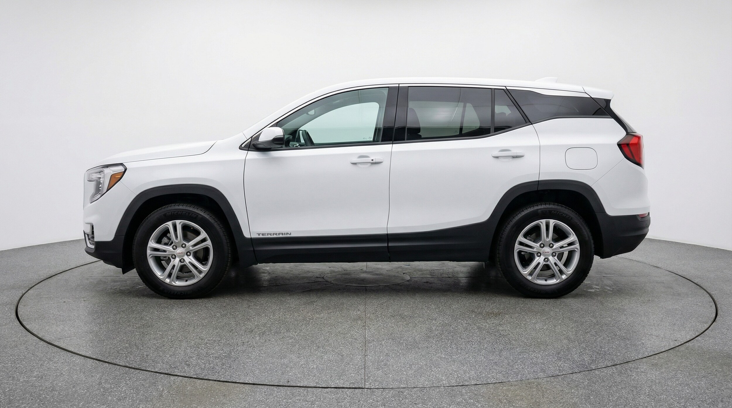 Thumbnail: 2024 GMC Terrain - 4